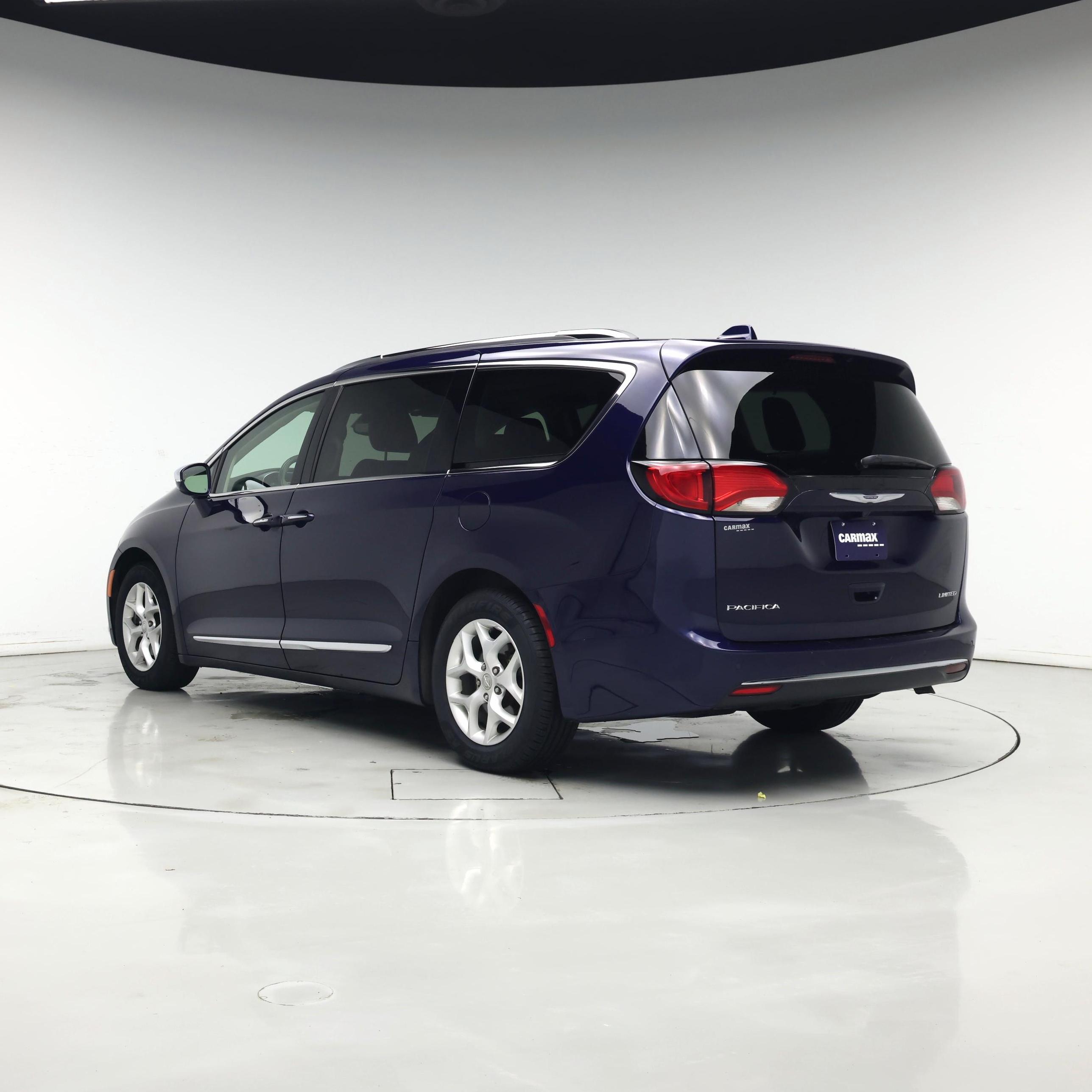 Thumbnail: 2020 Chrysler Pacifica - 2
