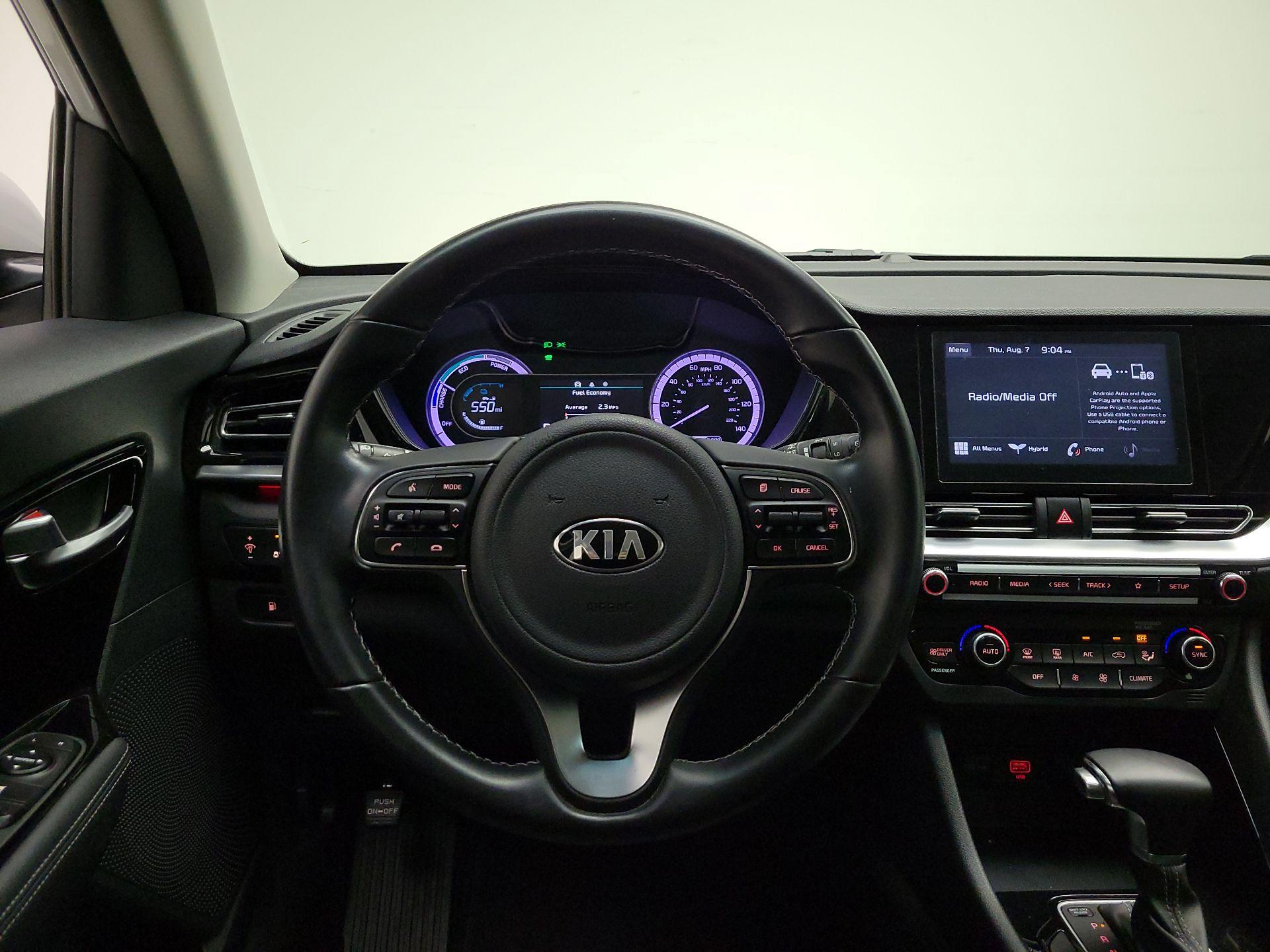 Thumbnail: 2020 Kia Niro - 10