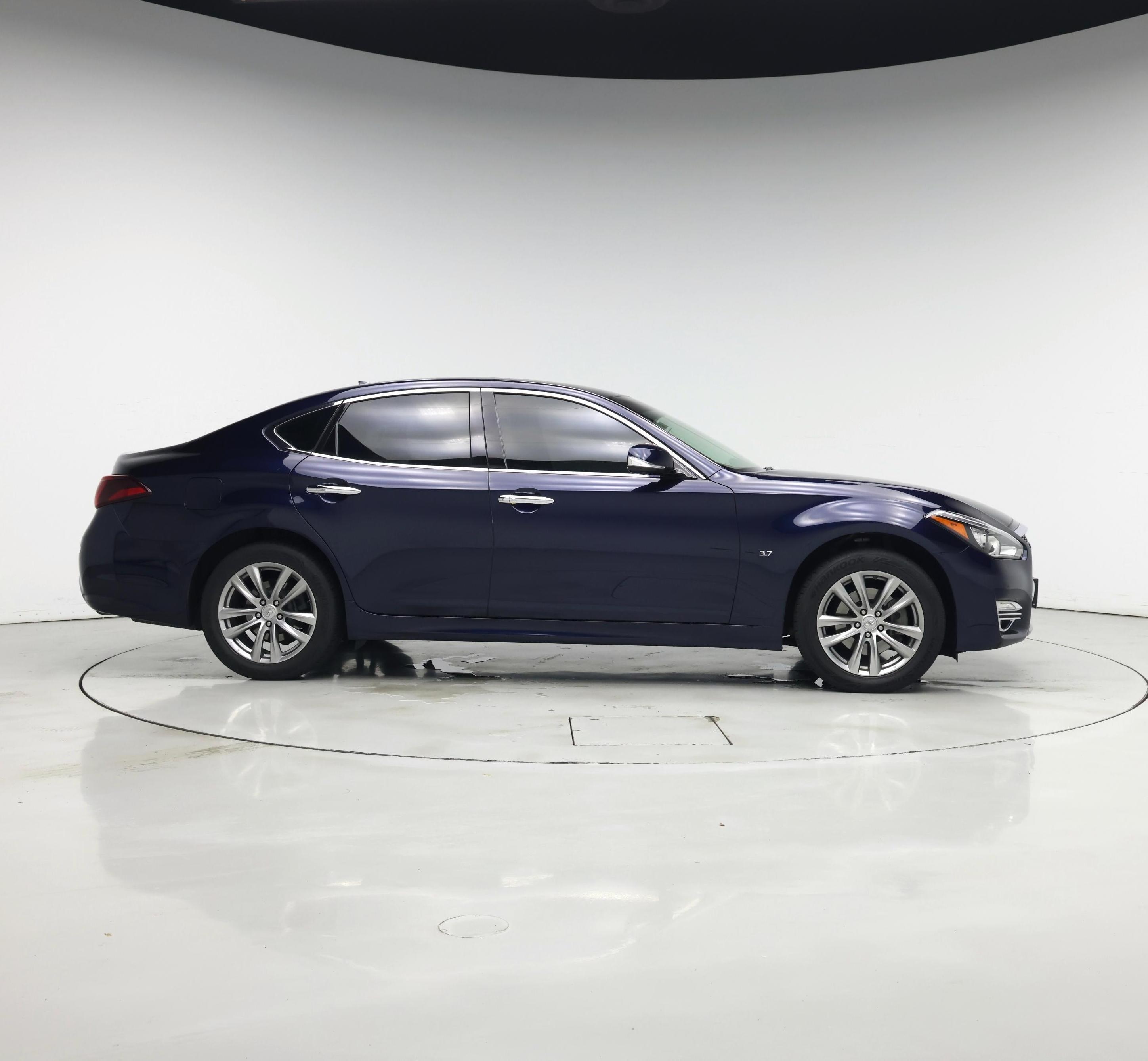Thumbnail: 2015 INFINITI Q70 - 7