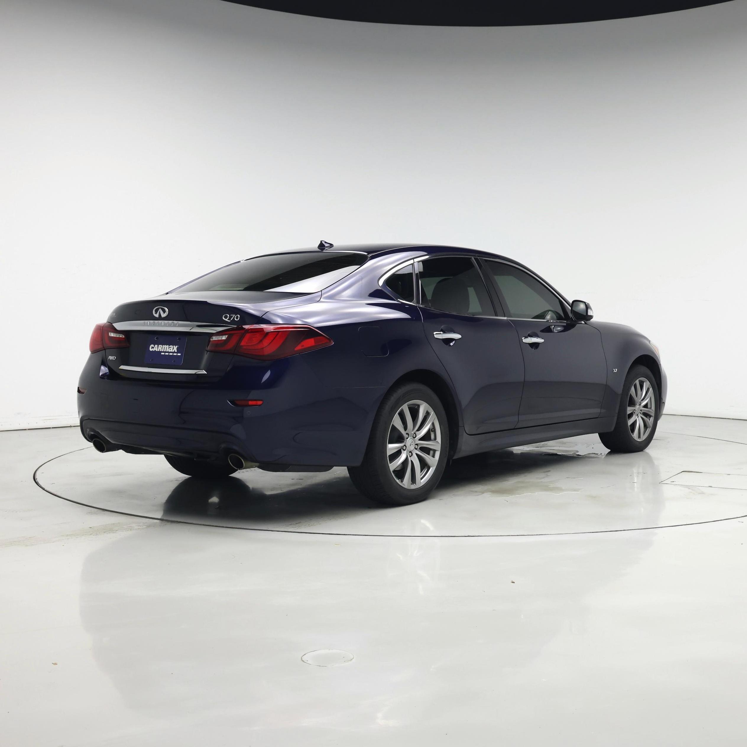 Thumbnail: 2015 INFINITI Q70 - 8