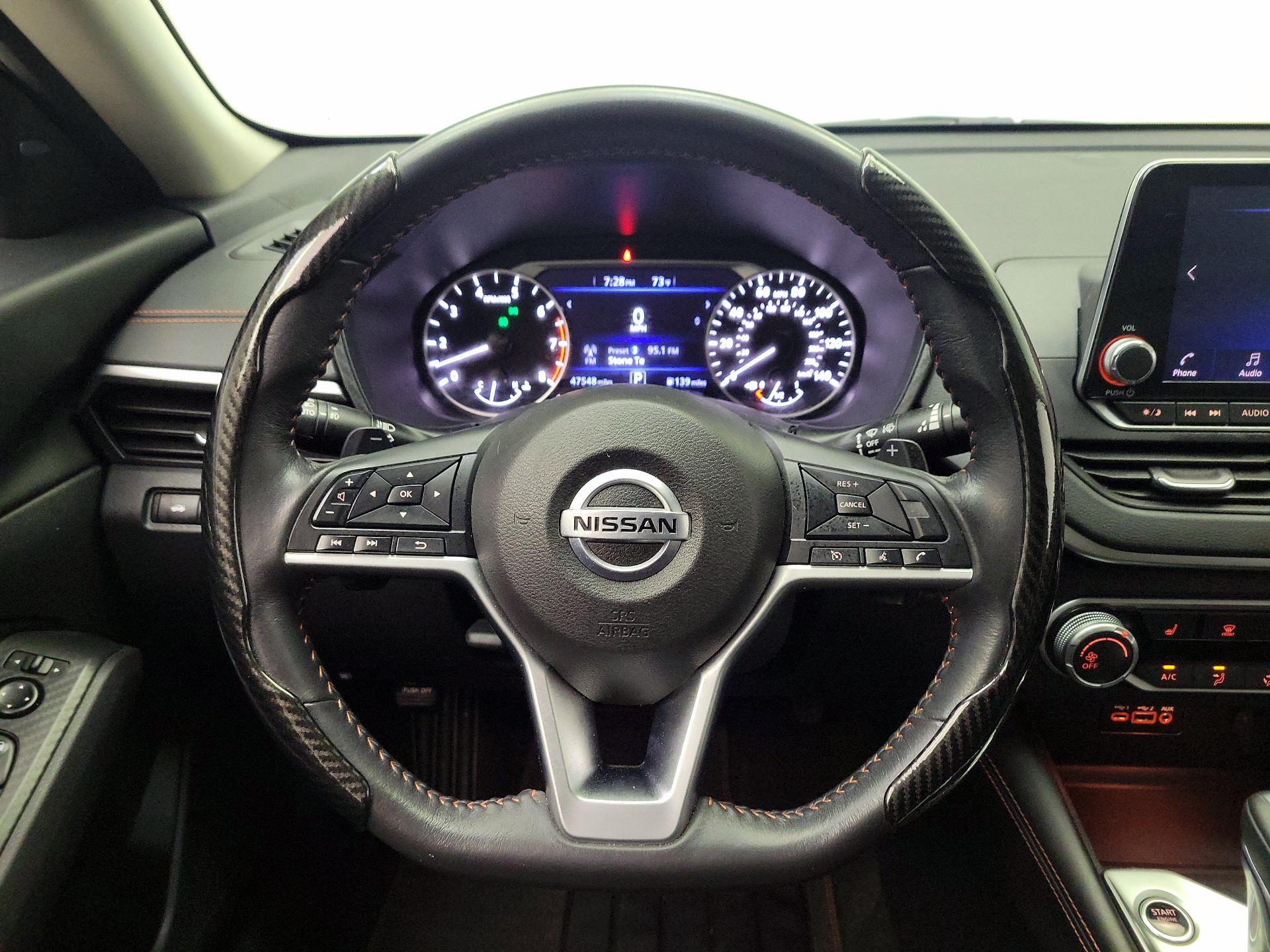 Thumbnail: 2022 Nissan Altima - 10