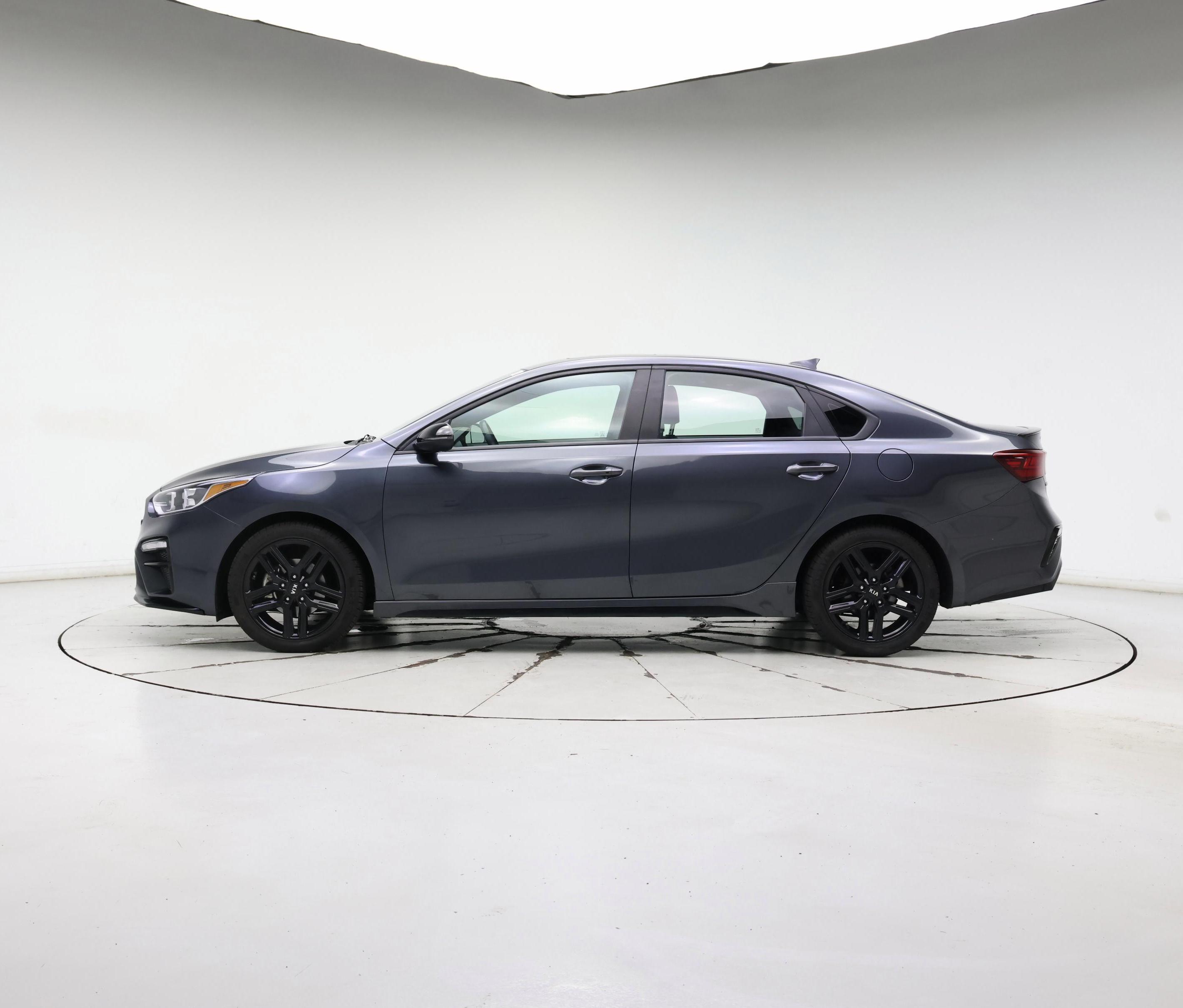 Thumbnail: 2021 Kia Forte - 3