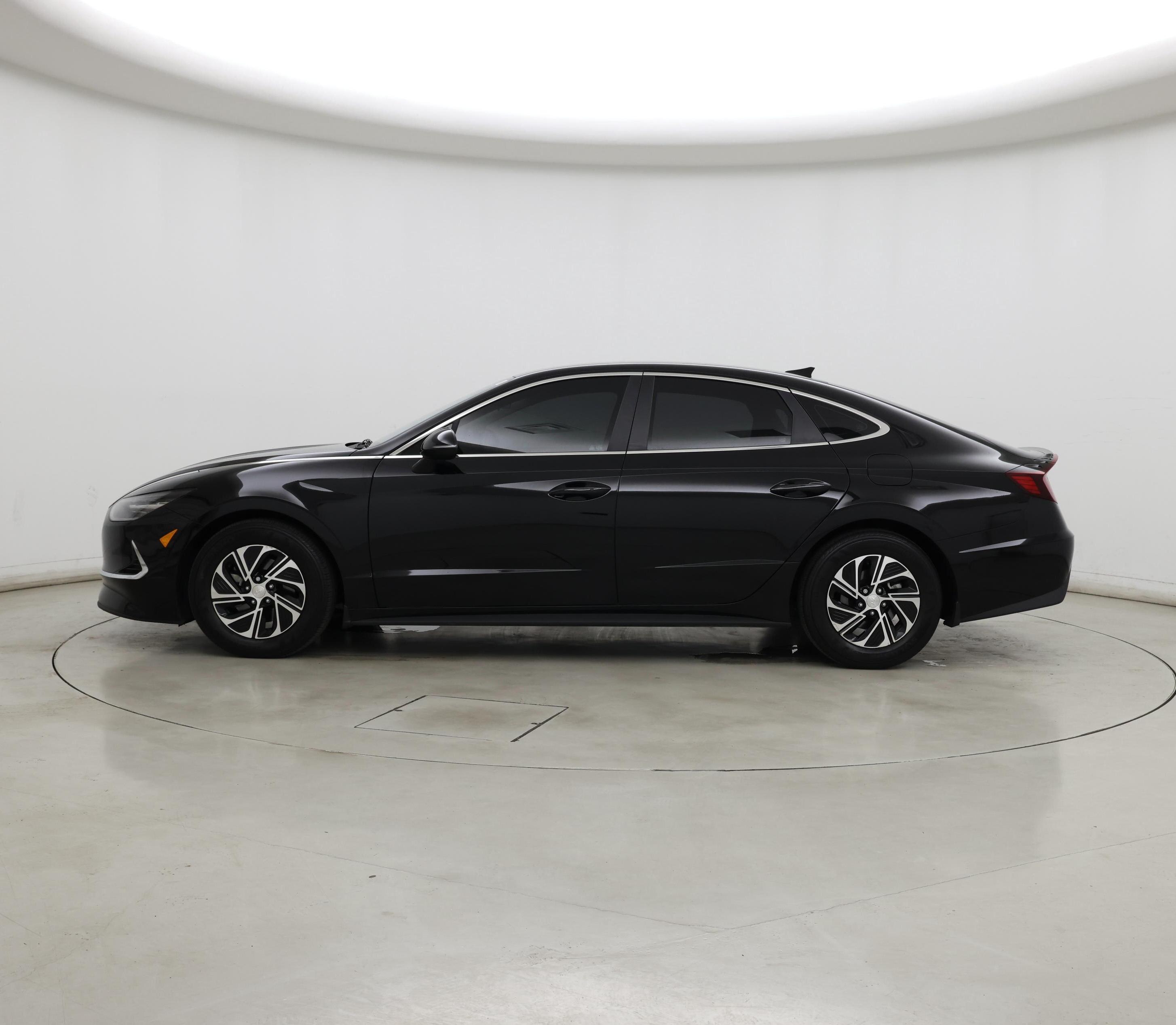 Thumbnail: 2023 Hyundai Sonata - 3