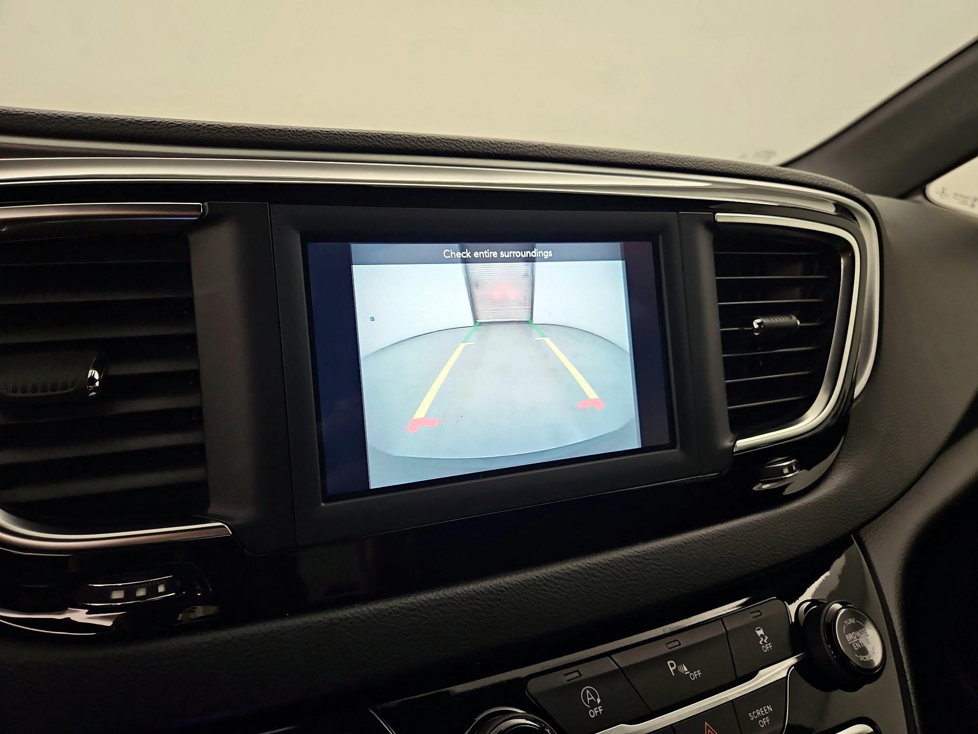 Thumbnail: 2020 Chrysler Pacifica - 14
