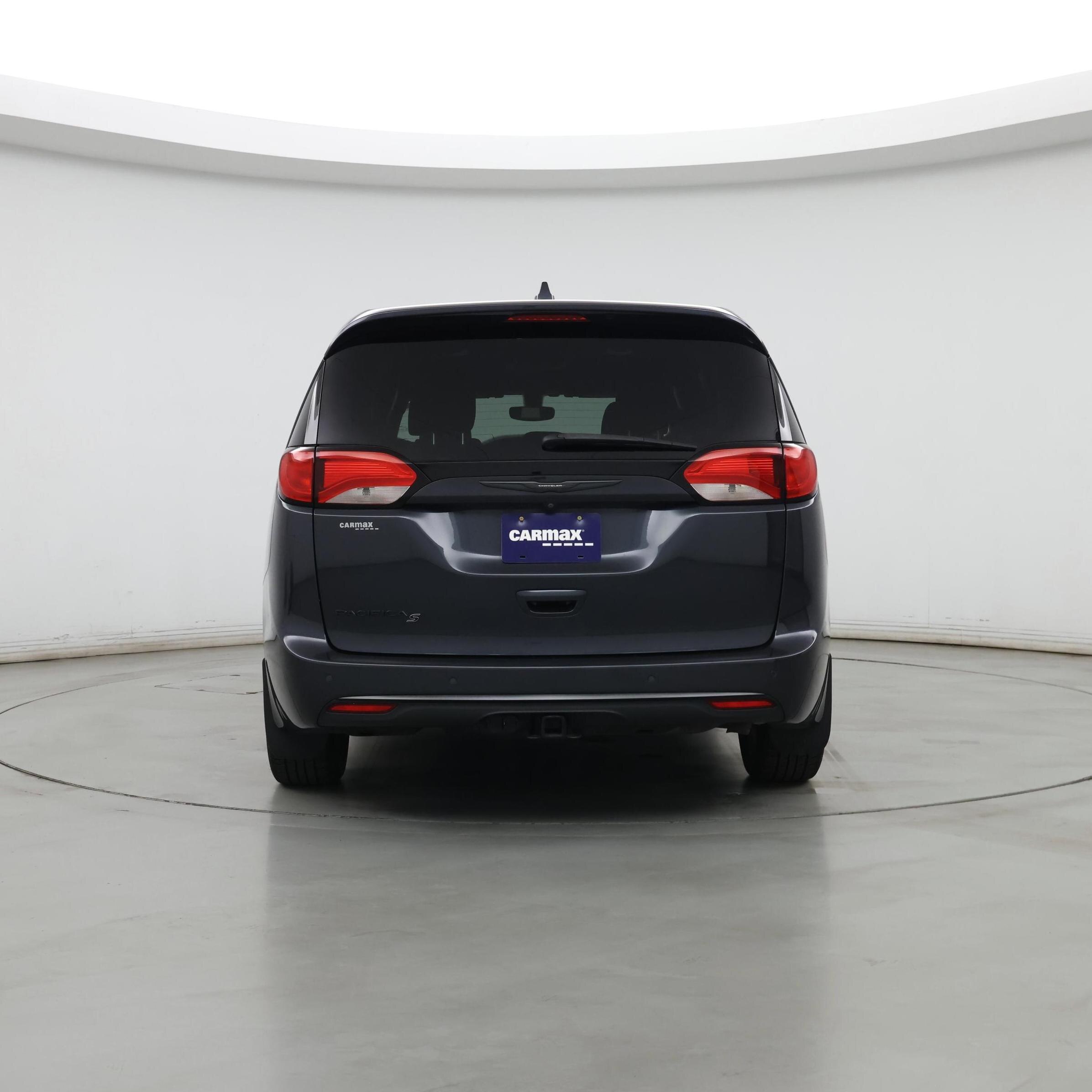 Thumbnail: 2020 Chrysler Pacifica - 6