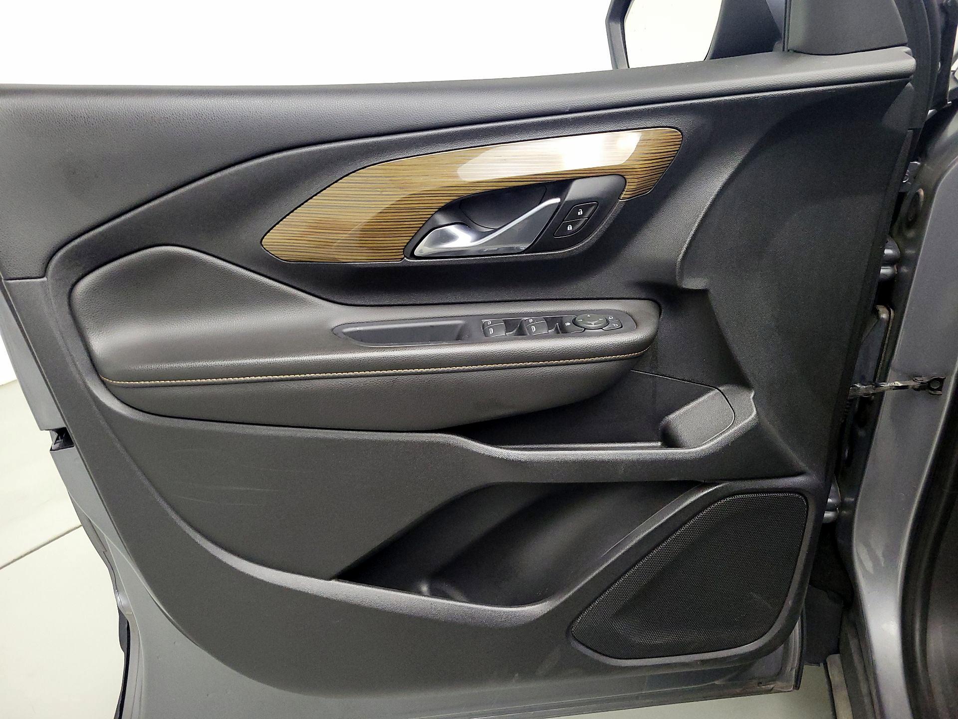 Thumbnail: 2020 GMC Terrain - 12