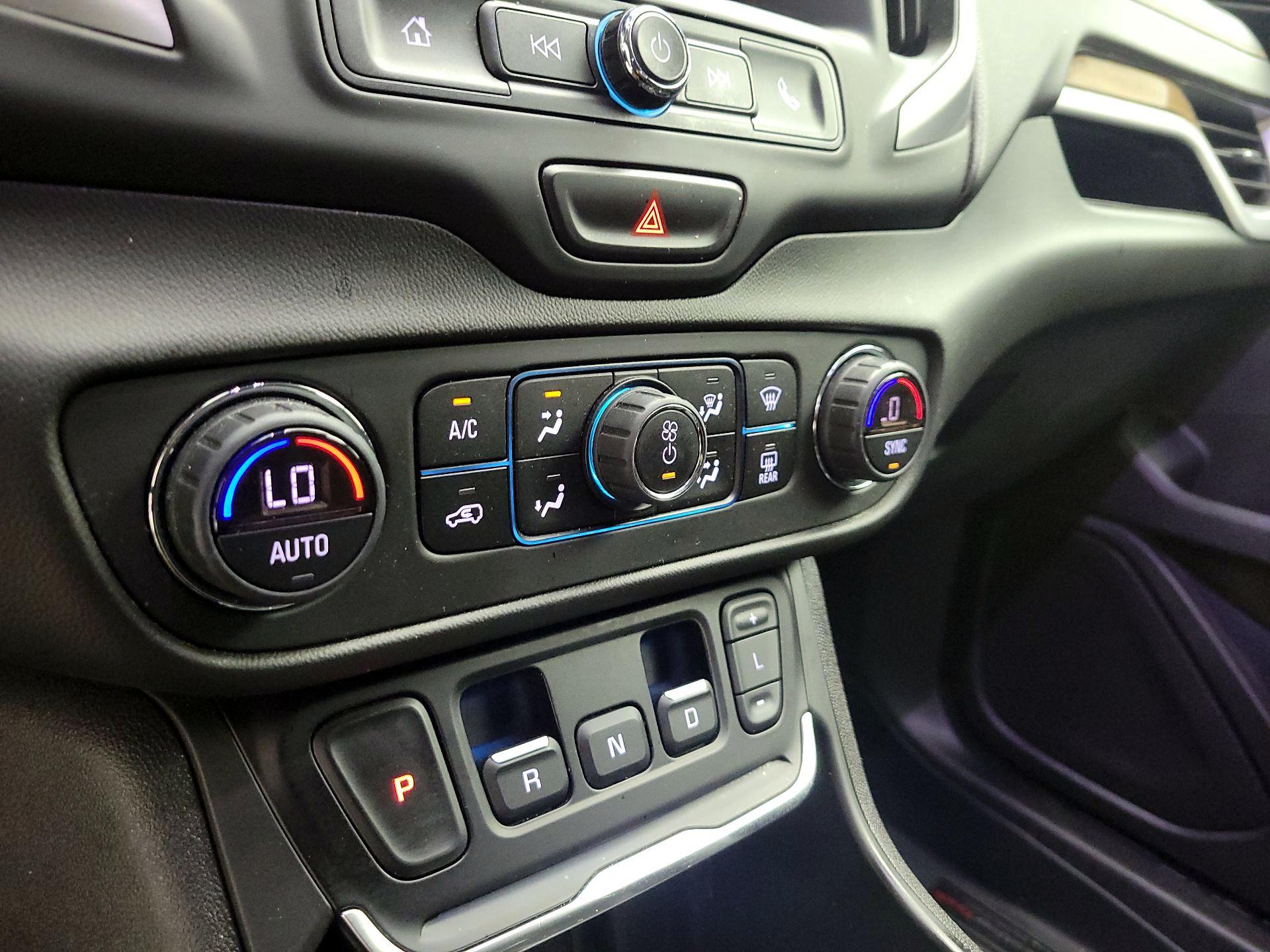 Thumbnail: 2020 GMC Terrain - 15