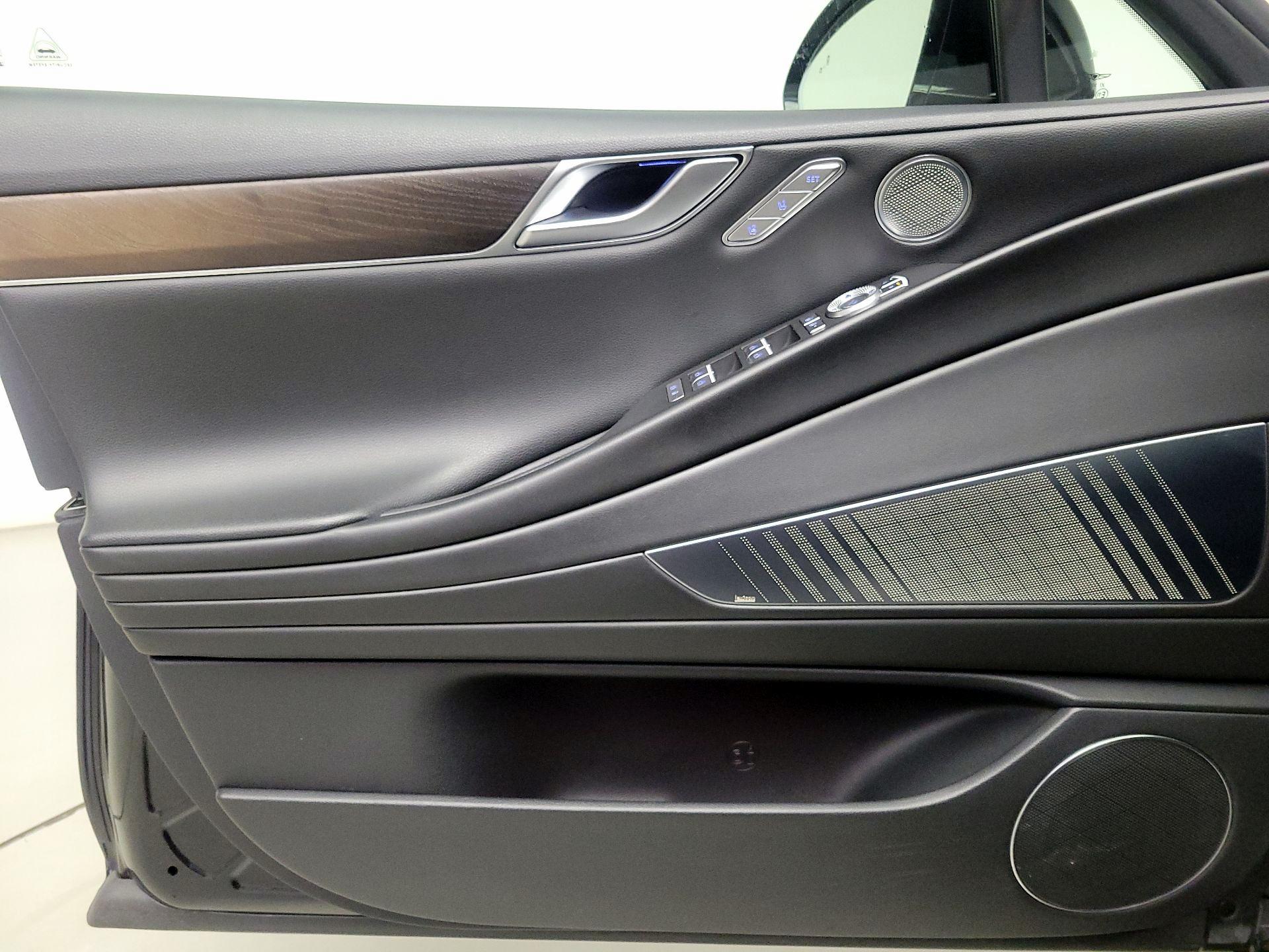 Thumbnail: 2021 Genesis G80 - 12