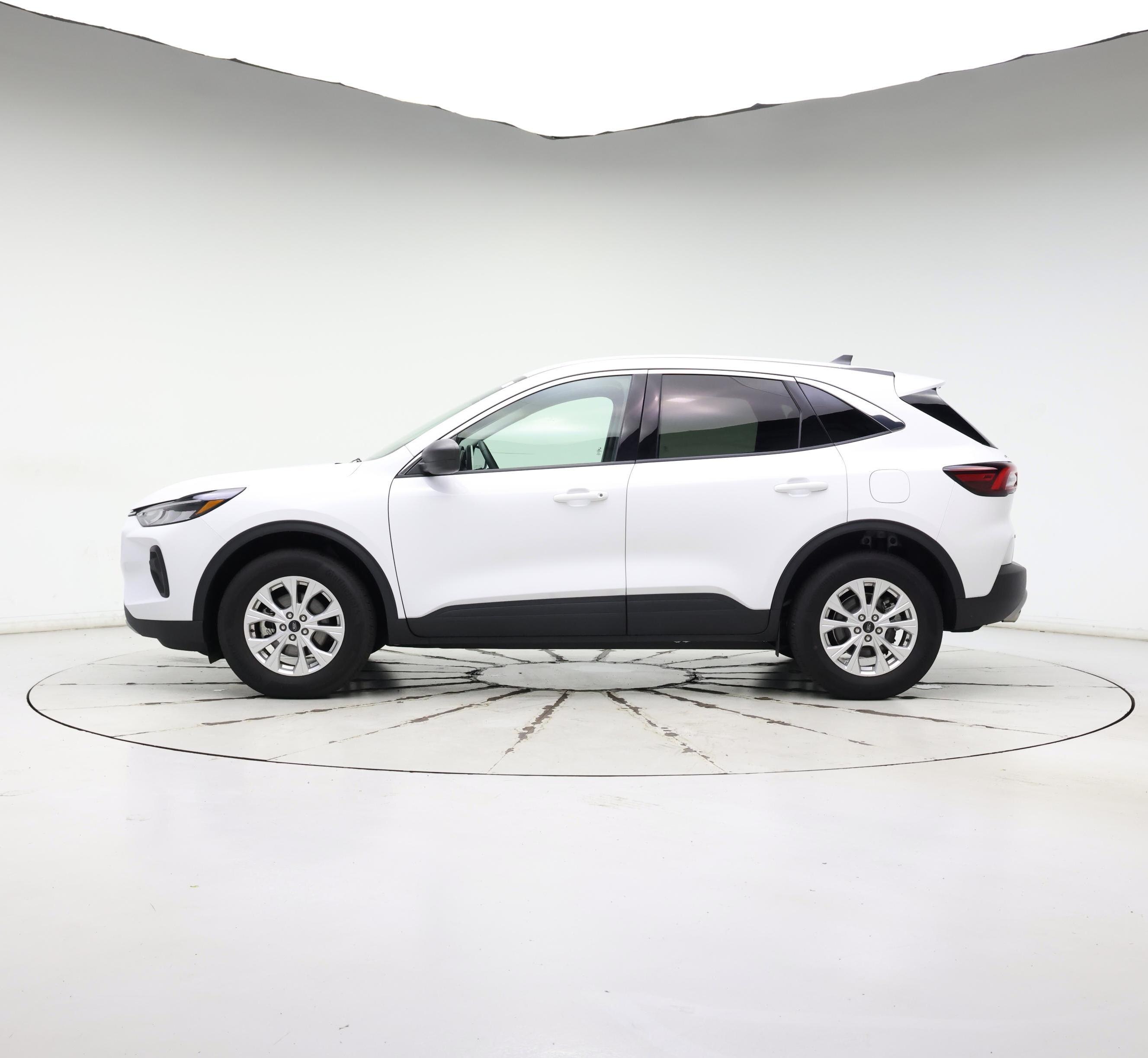 Thumbnail: 2024 Ford Escape - 3