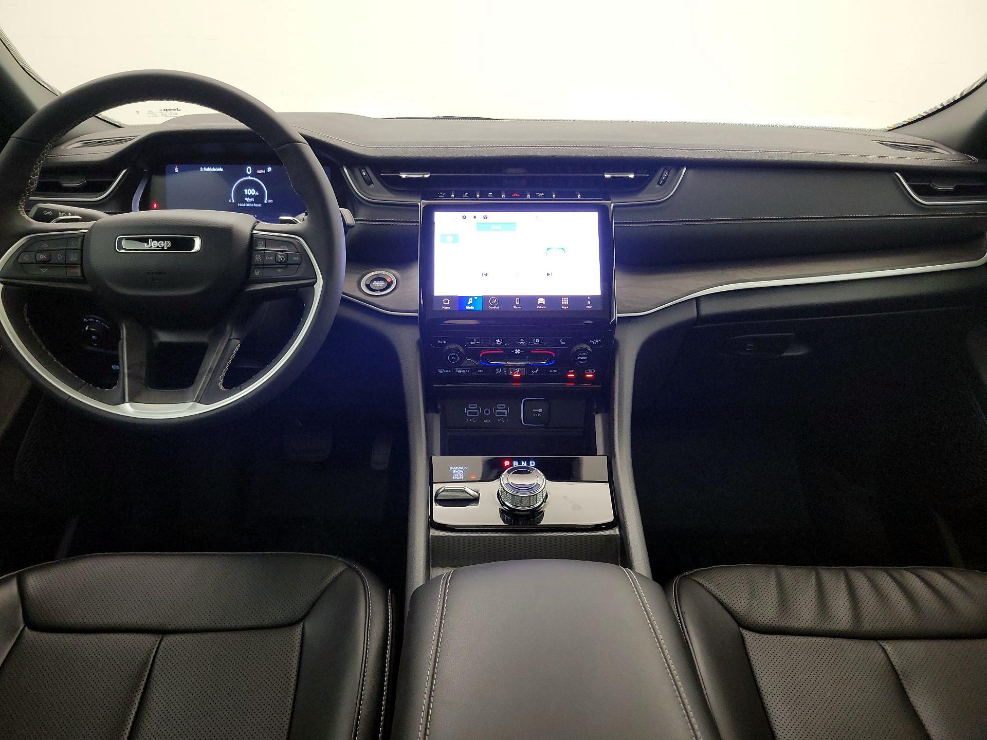 Thumbnail: 2025 Jeep Grand Cherokee - 9