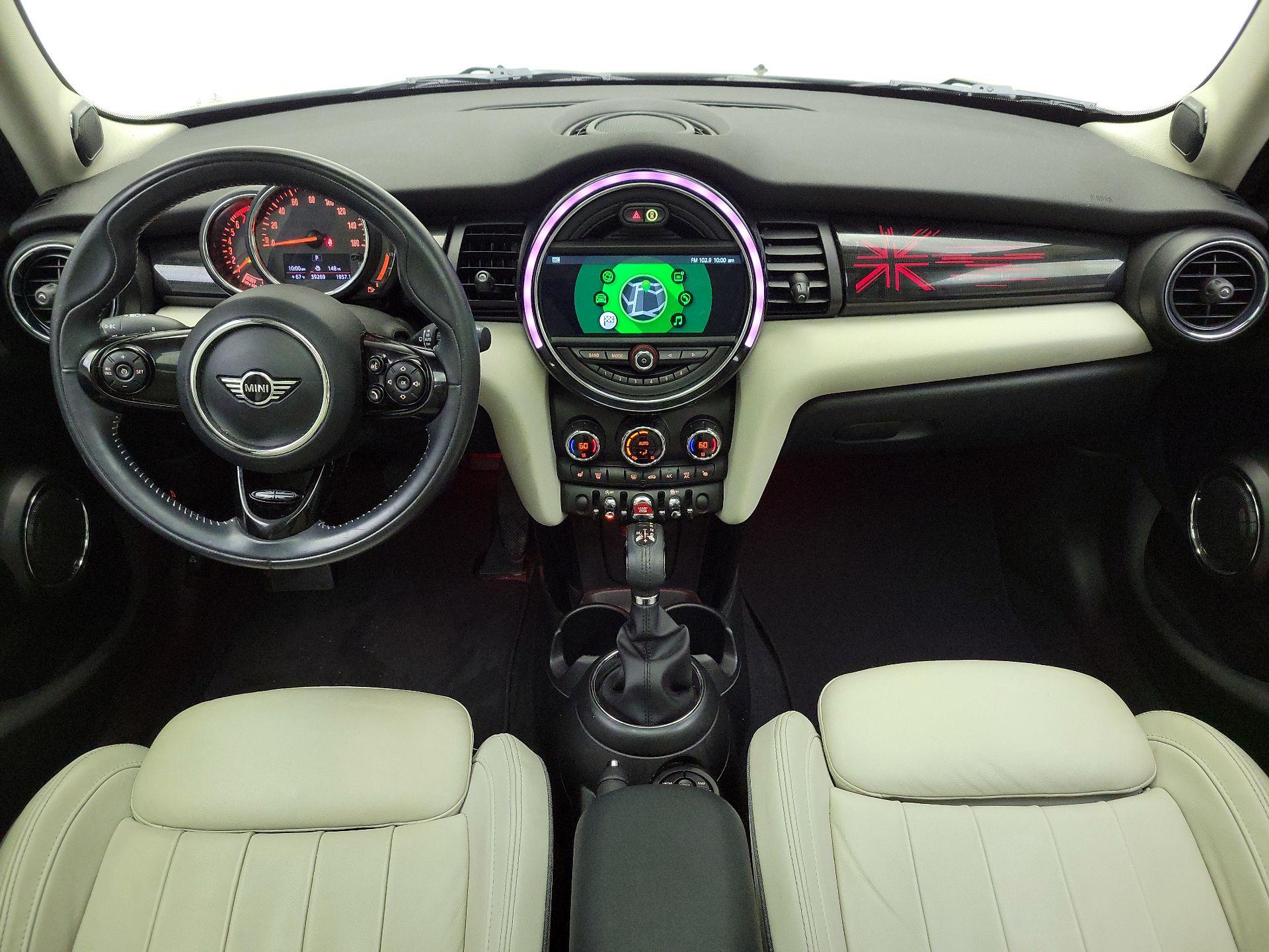 Thumbnail: 2019 MINI Cooper Hardtop - 9