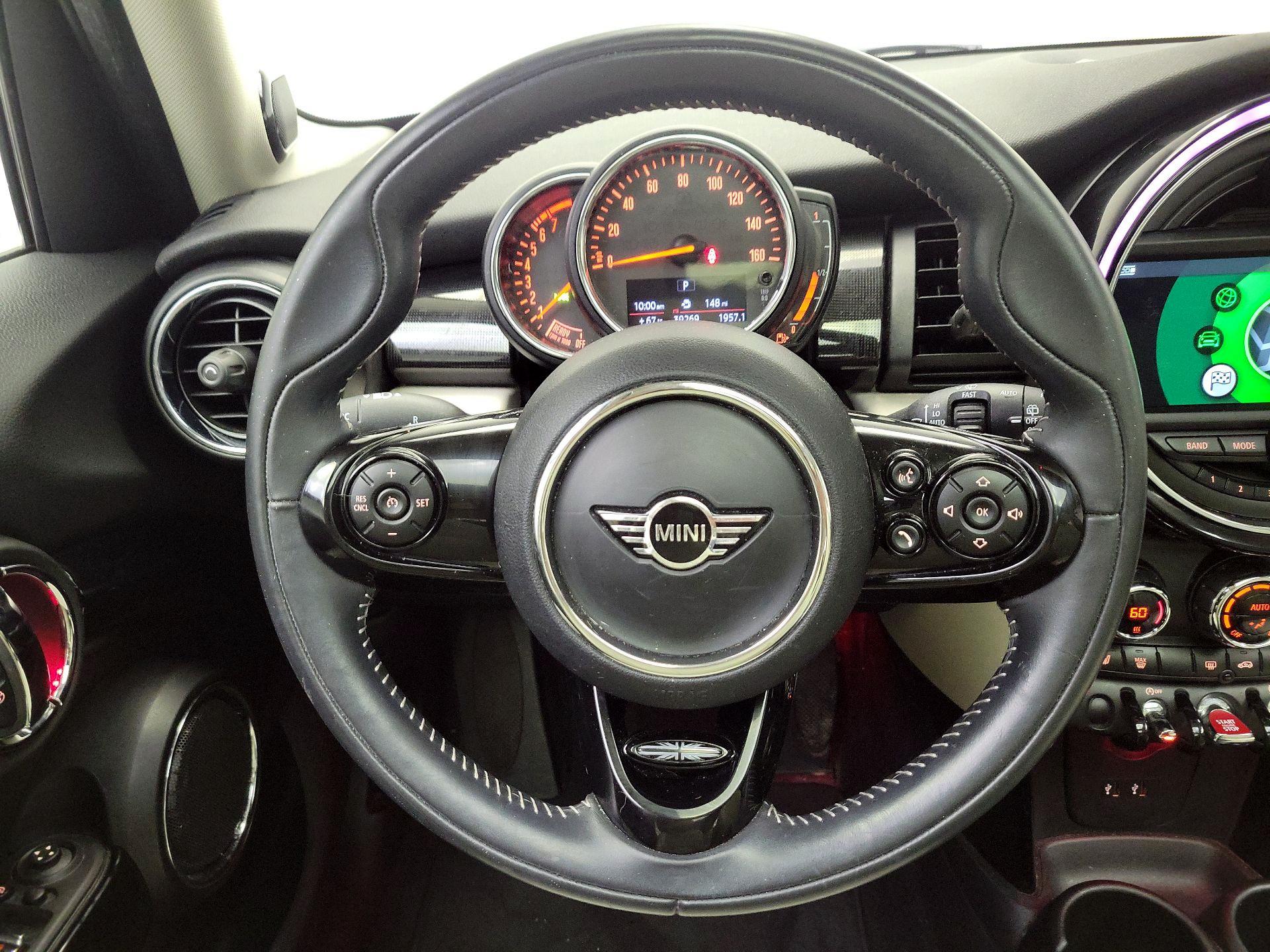 Thumbnail: 2019 MINI Cooper Hardtop - 10