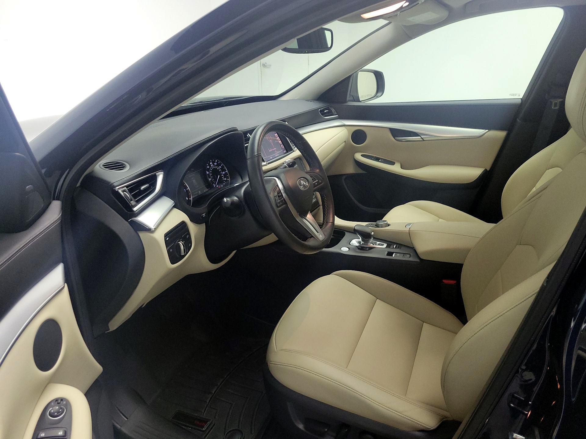 Thumbnail: 2019 INFINITI QX50 - 11