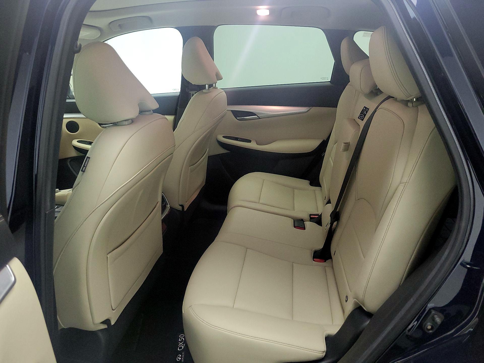 Thumbnail: 2019 INFINITI QX50 - 17