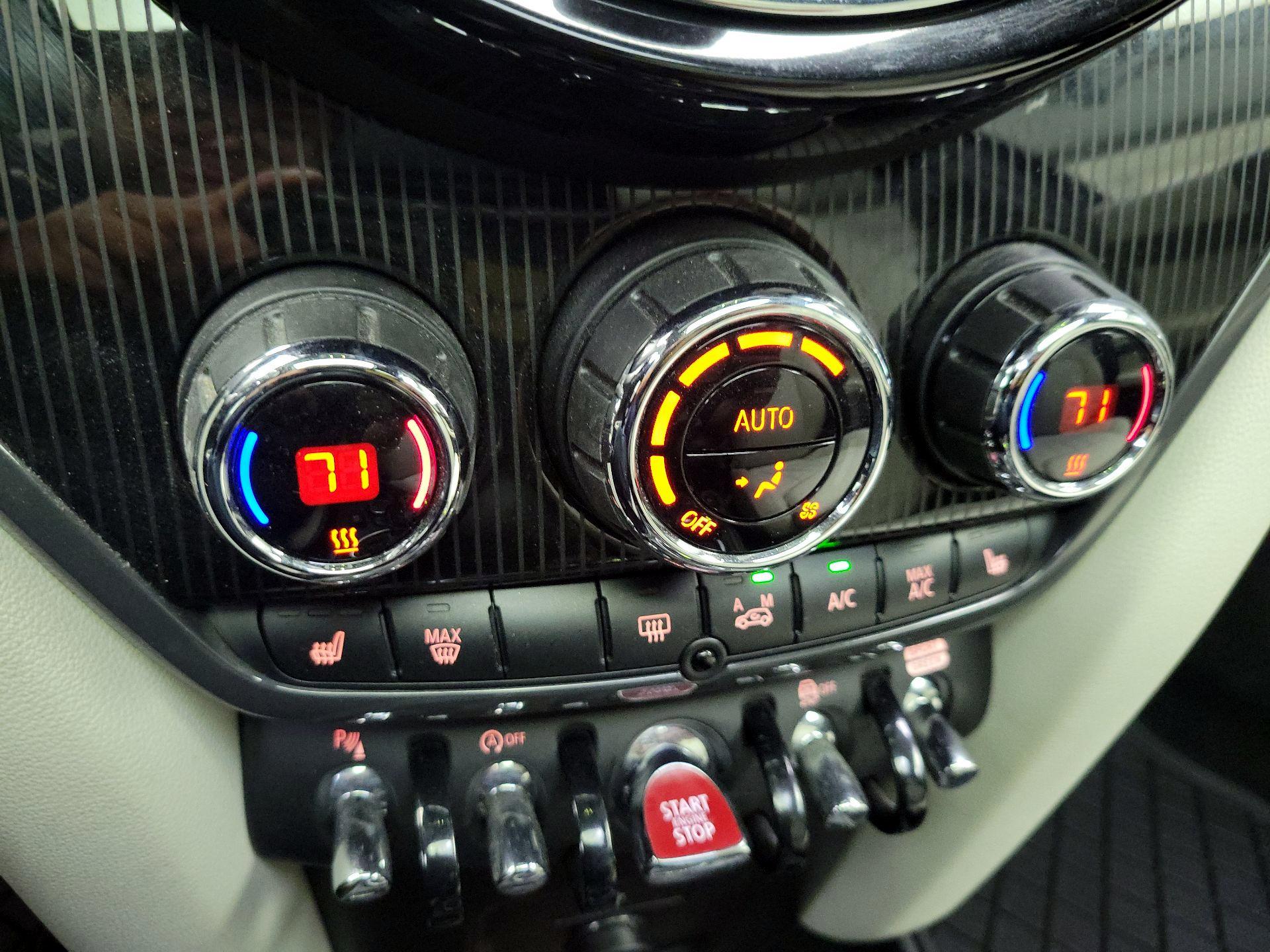 Thumbnail: 2019 MINI Cooper Countryman - 17
