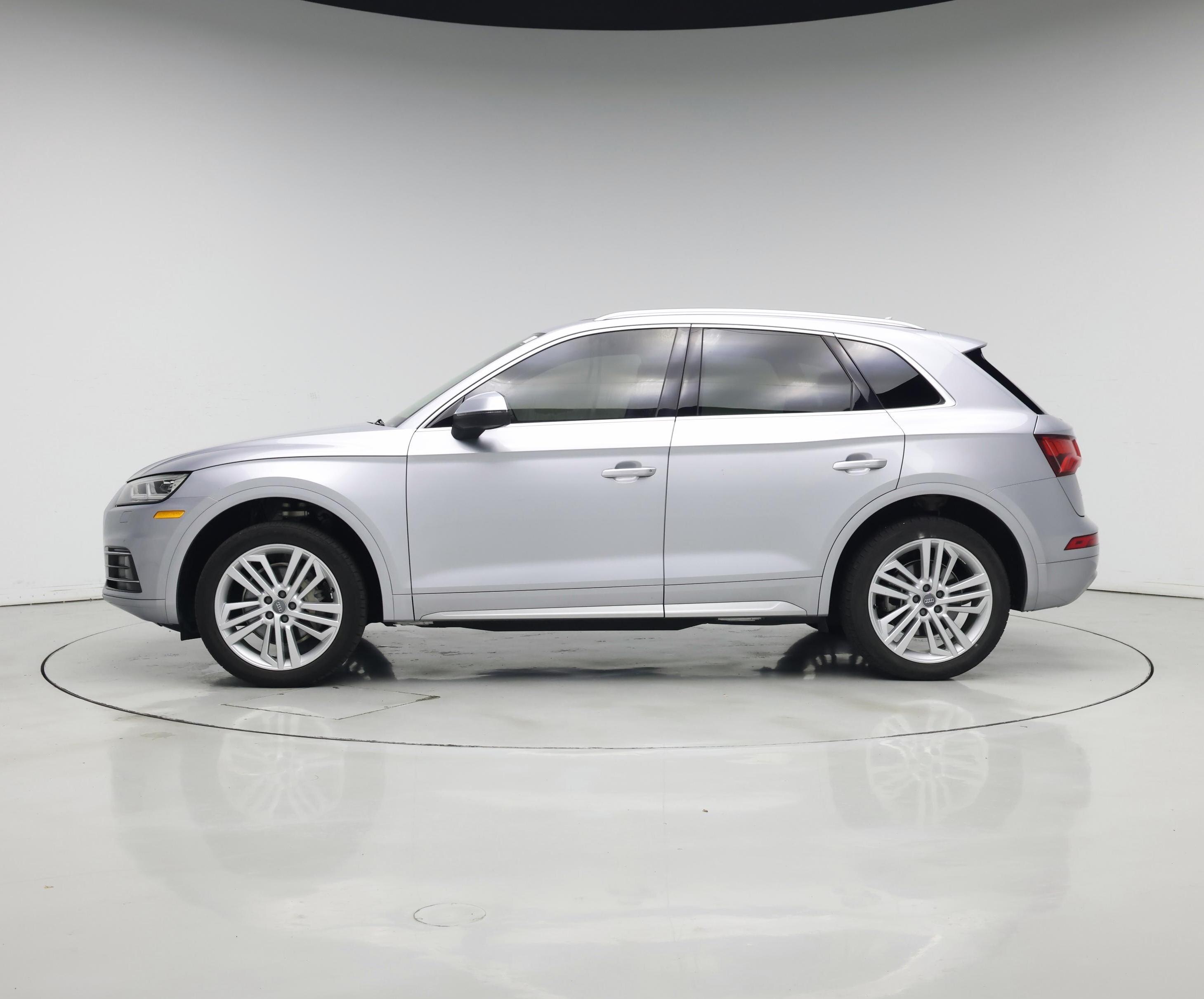 Thumbnail: 2019 Audi Q5 - 3