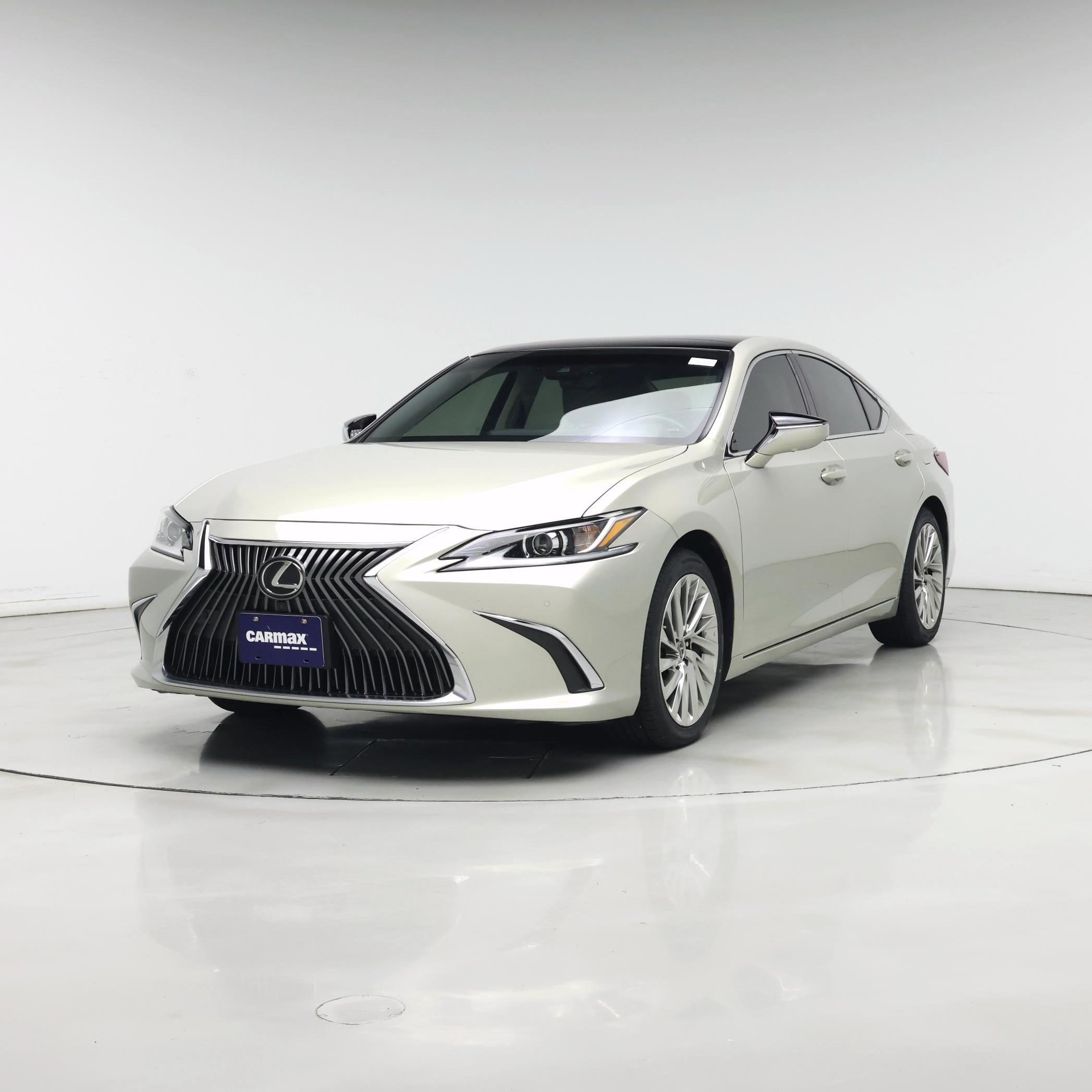 Thumbnail: 2019 Lexus ES - 4