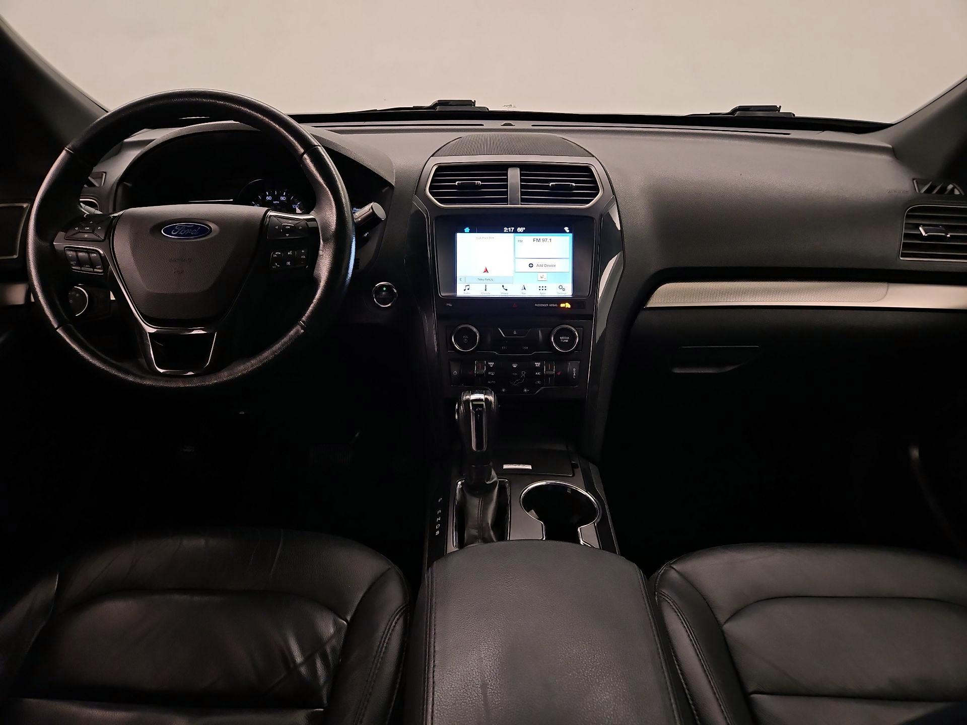 Thumbnail: 2018 Ford Explorer - 9