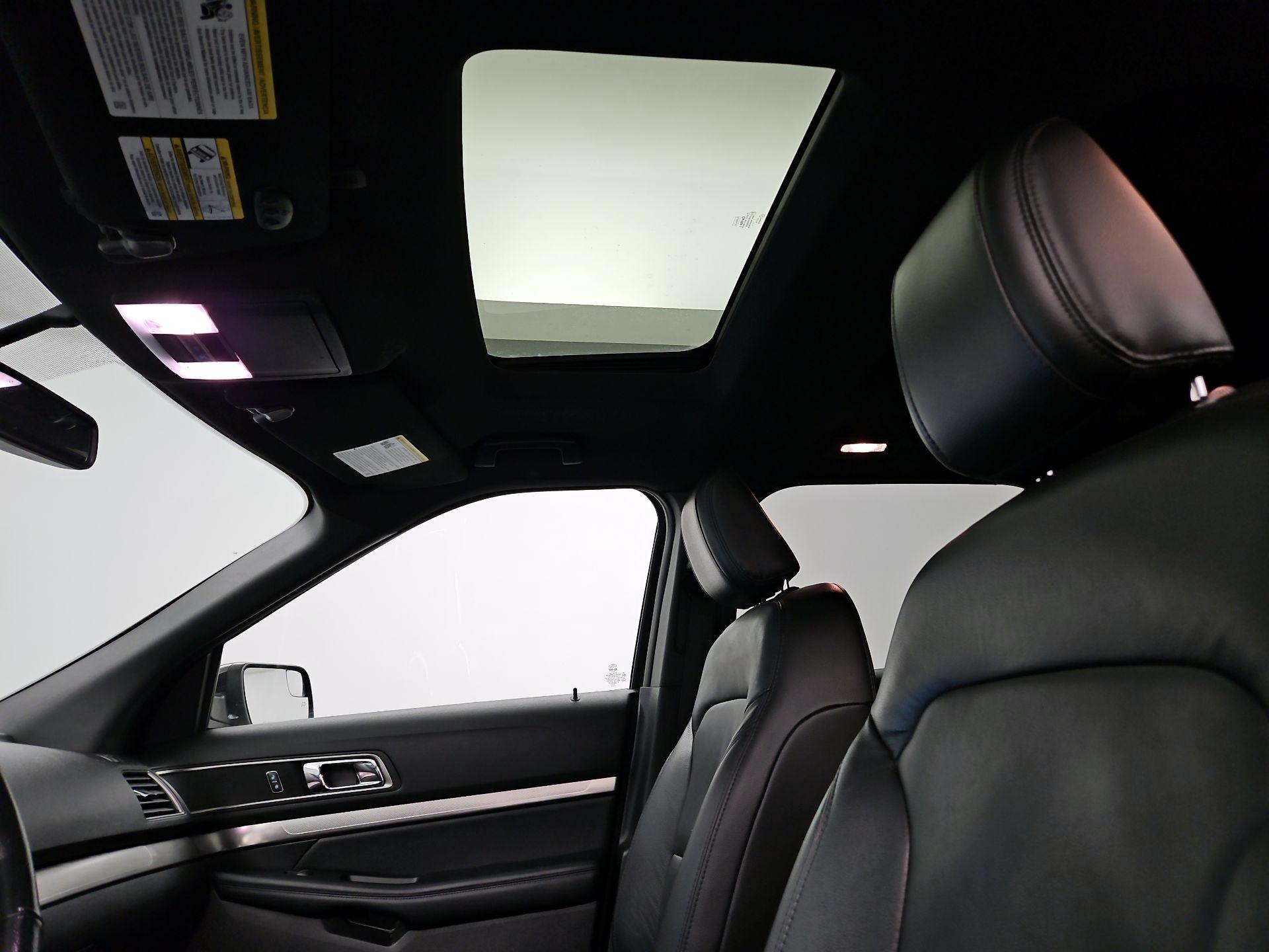 Thumbnail: 2018 Ford Explorer - 20