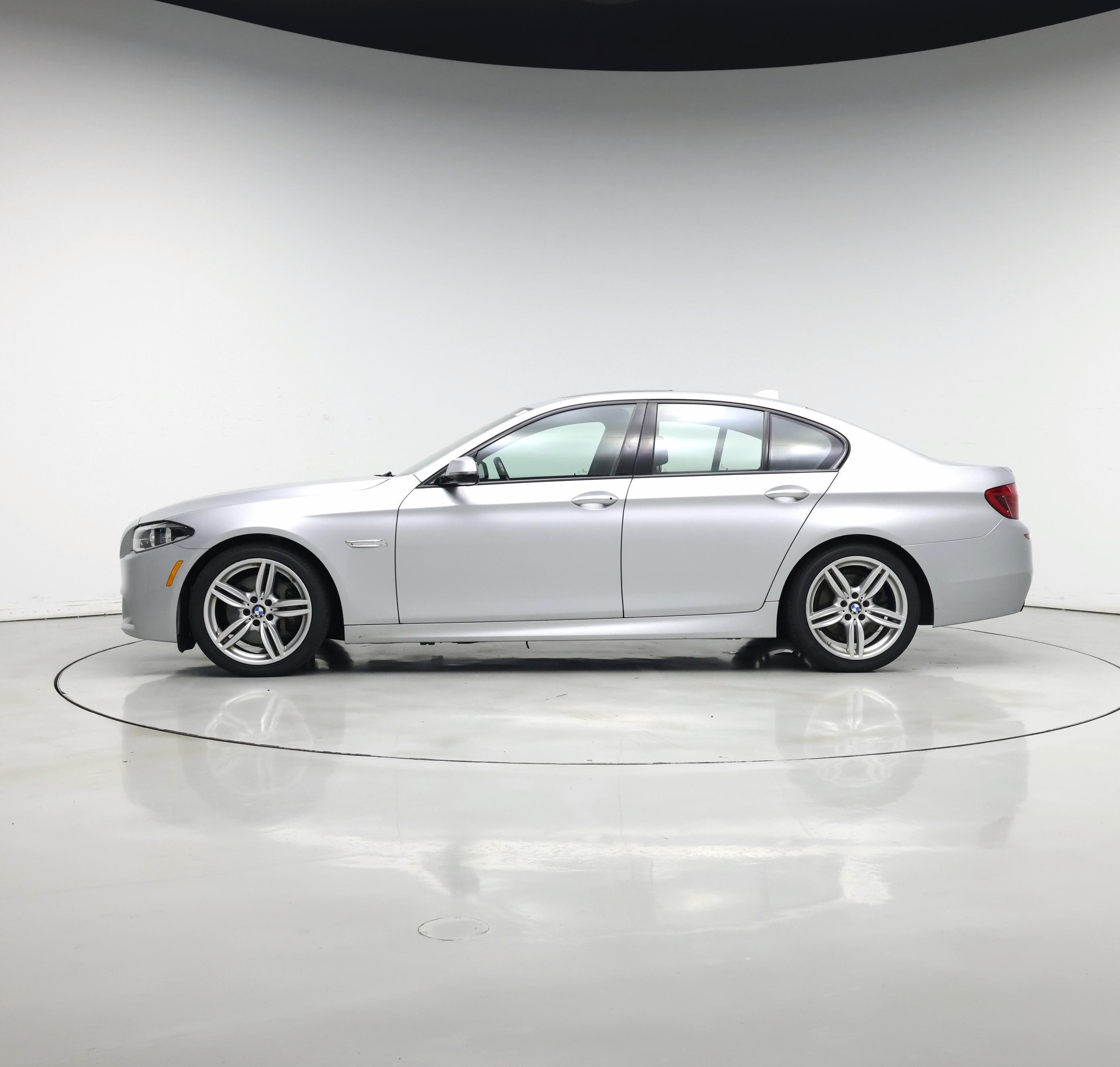 Thumbnail: 2015 BMW 5 Series - 3