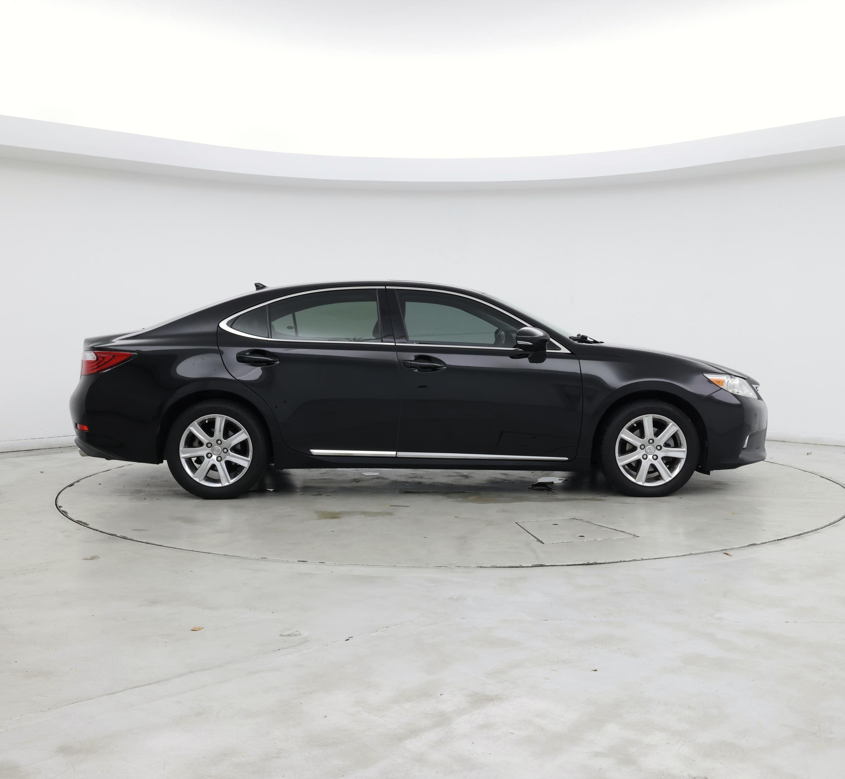 Thumbnail: 2013 Lexus ES - 7