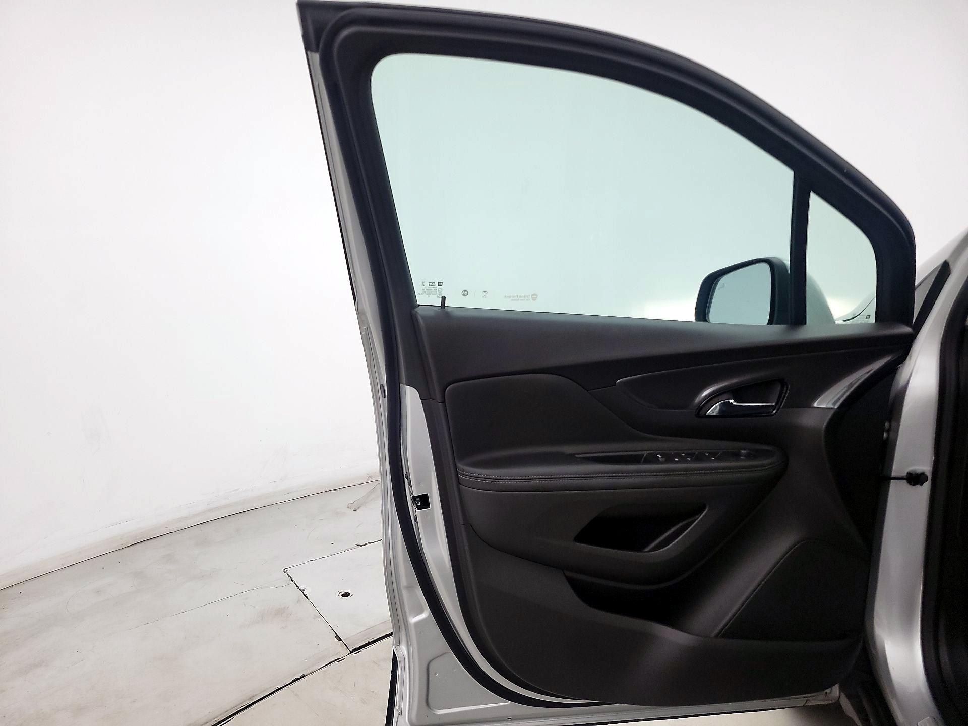 Thumbnail: 2022 Buick Encore - 12