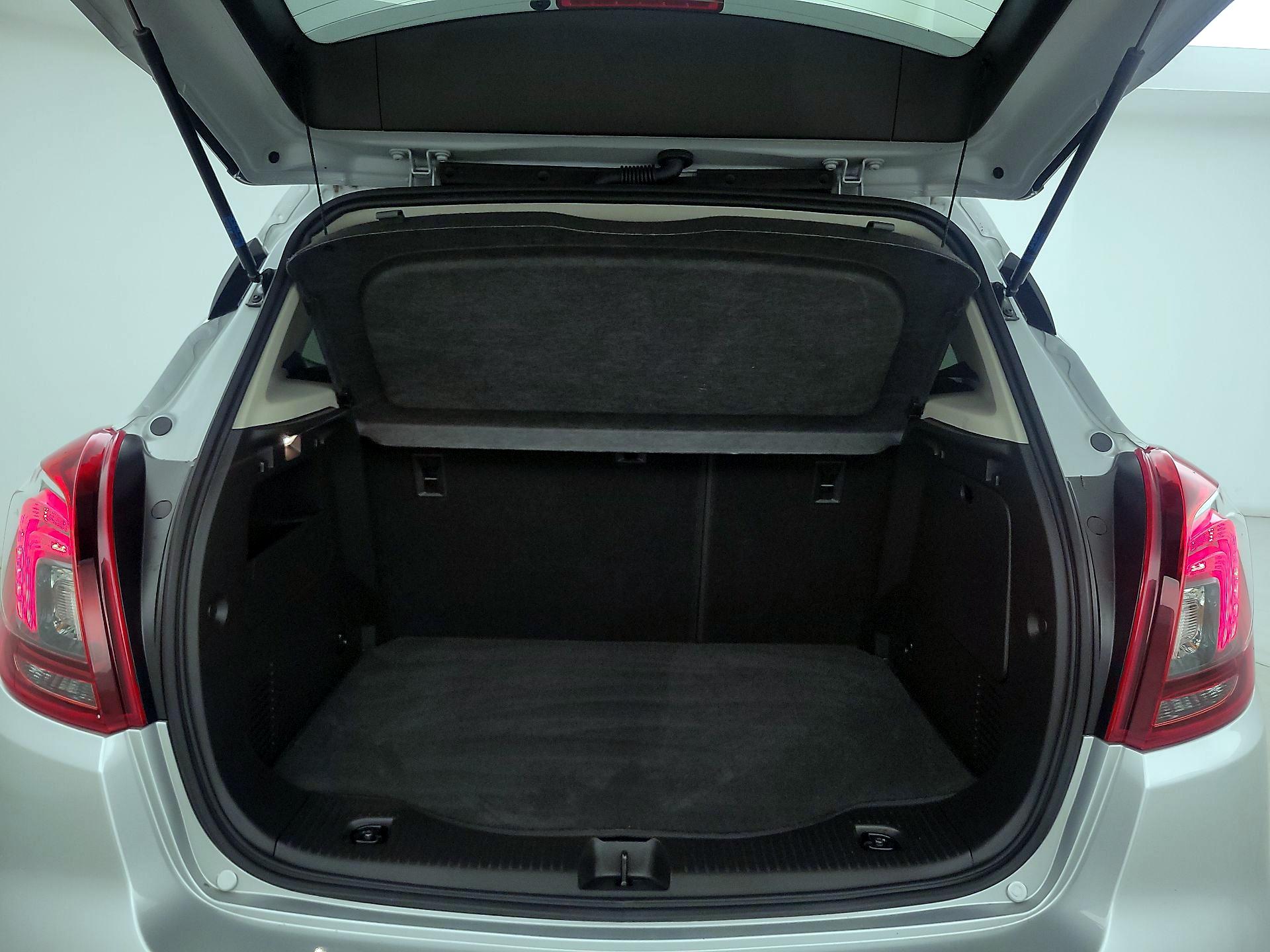 Thumbnail: 2022 Buick Encore - 20