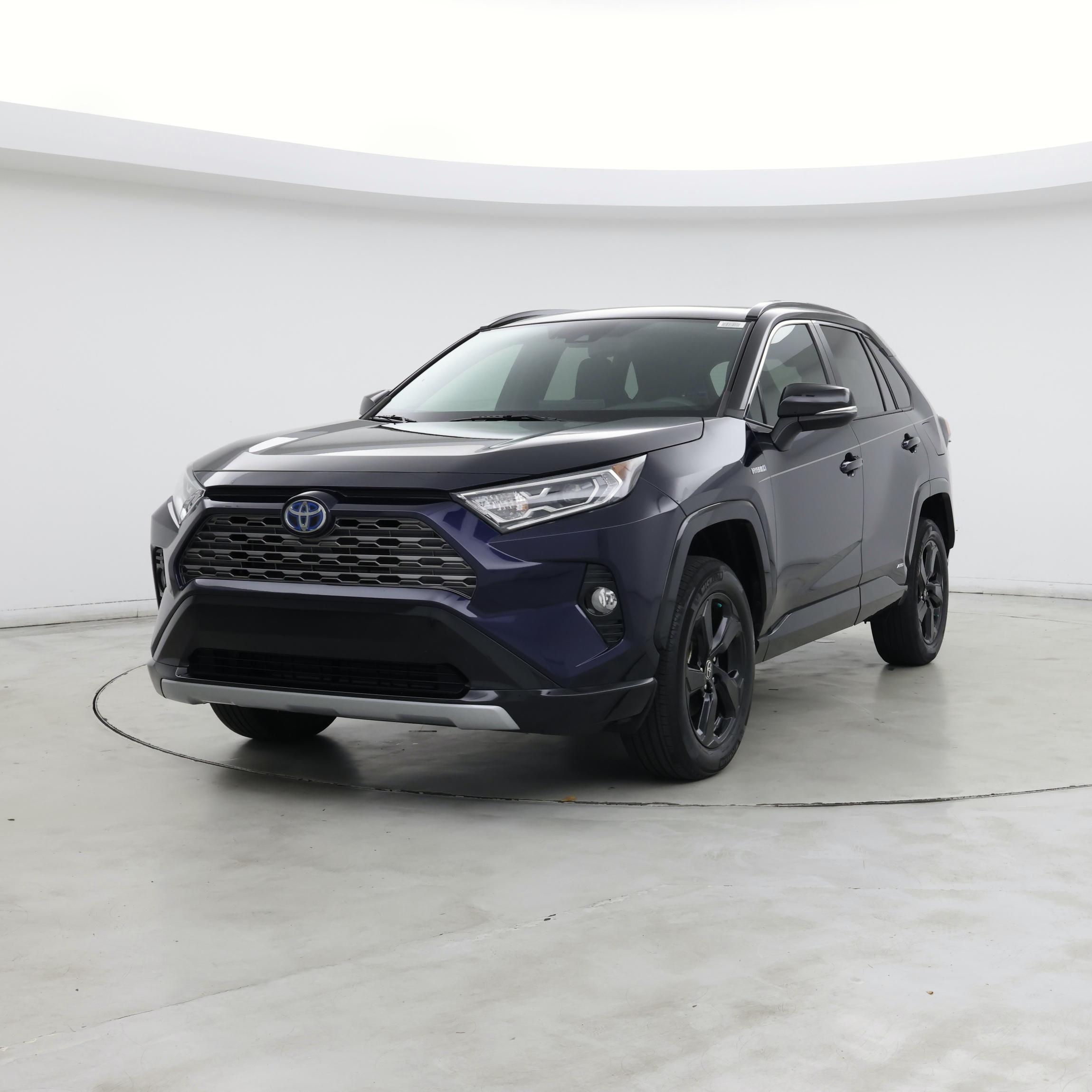 Thumbnail: 2021 Toyota RAV4 - 4