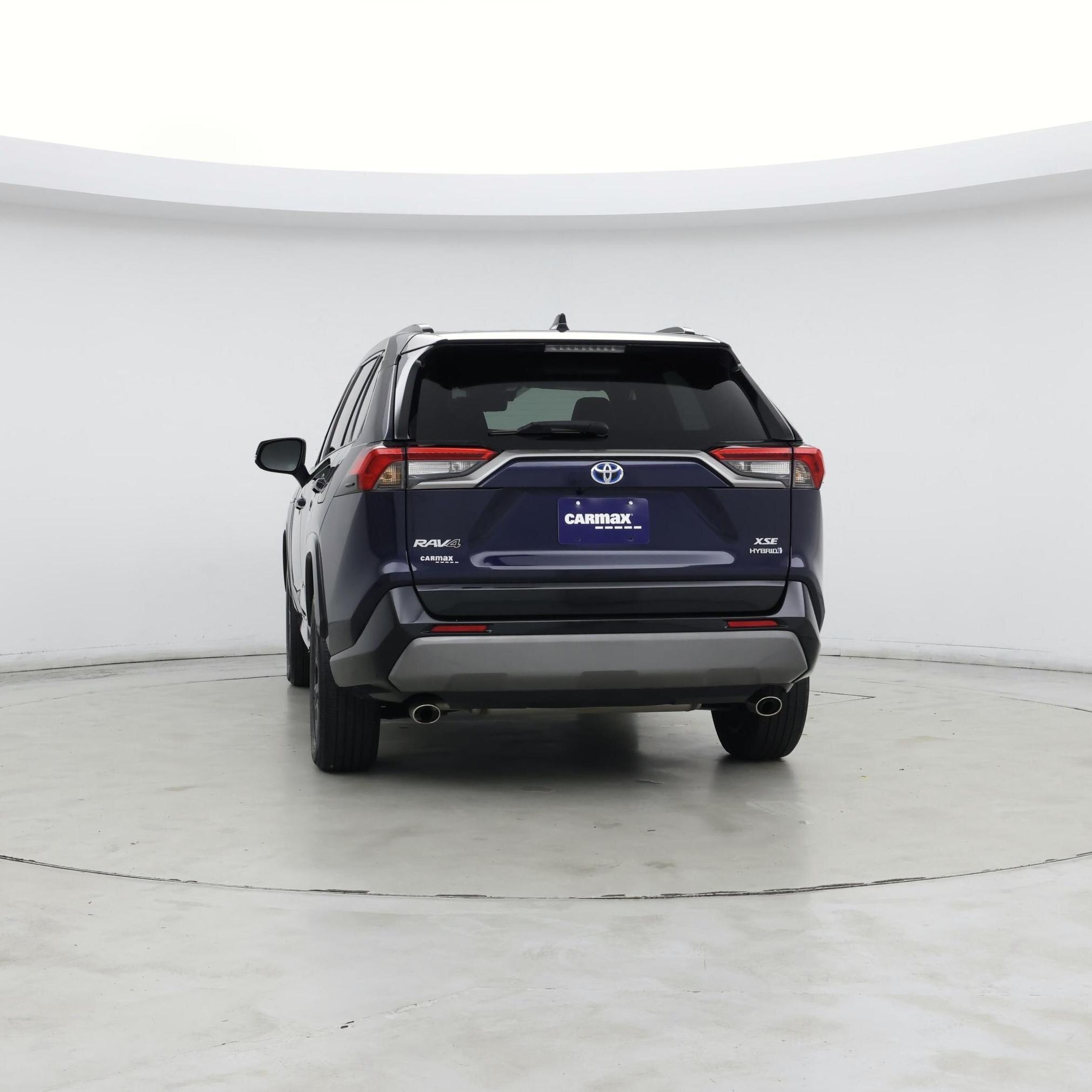 Thumbnail: 2021 Toyota RAV4 - 6