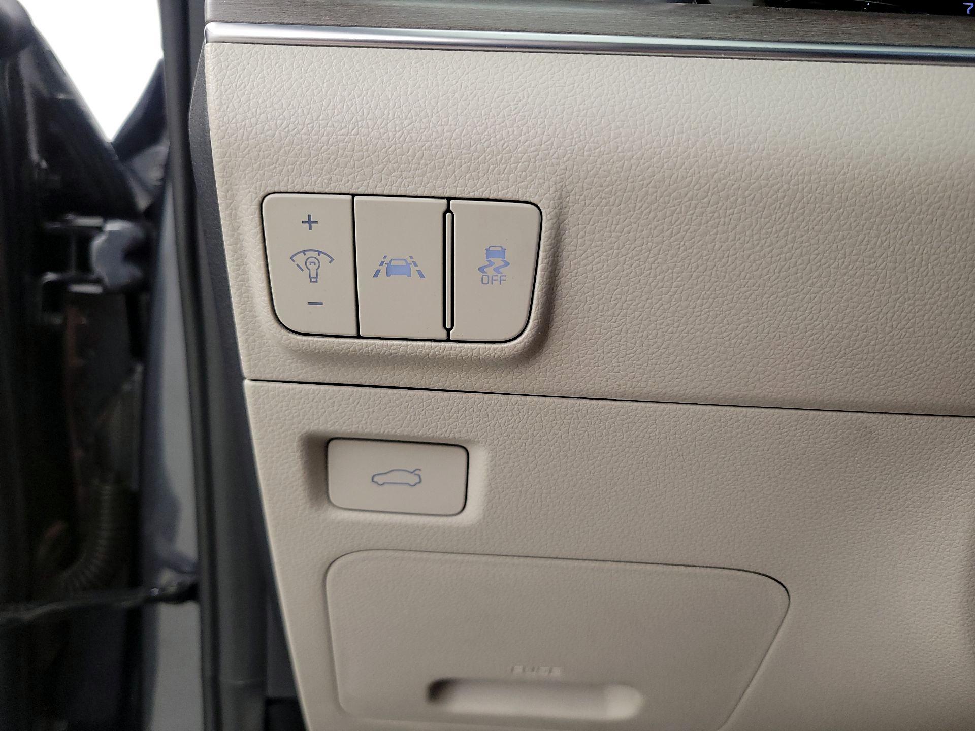 Thumbnail: 2021 Kia K5 - 13