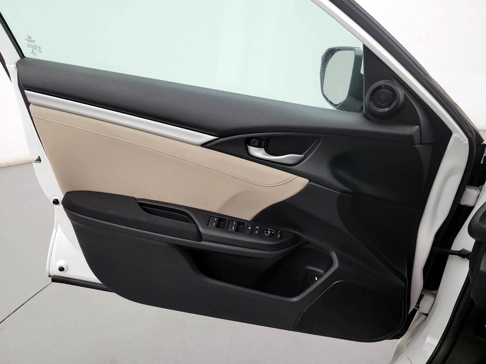 Thumbnail: 2018 Honda Civic - 10