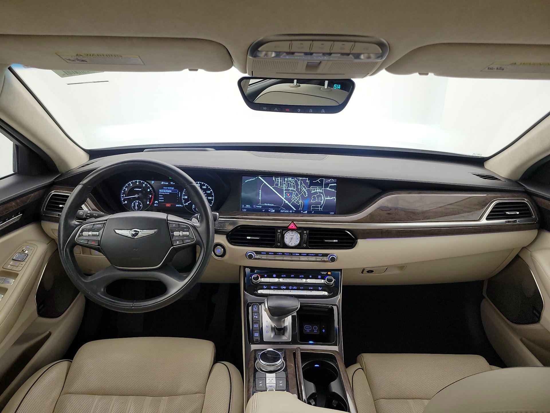 Thumbnail: 2018 Genesis G90 - 9
