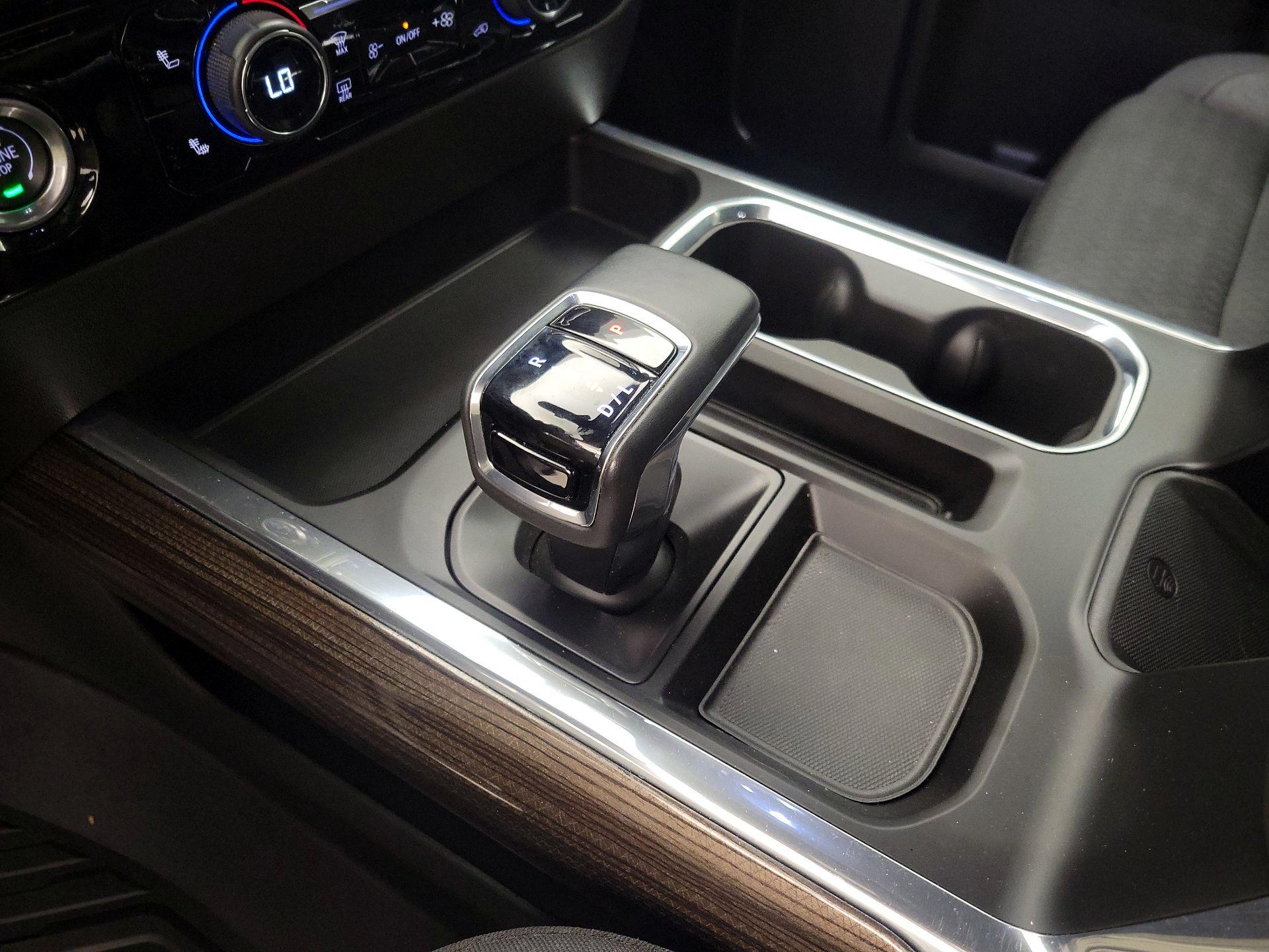 Thumbnail: 2023 Chevrolet Silverado 1500 - 17