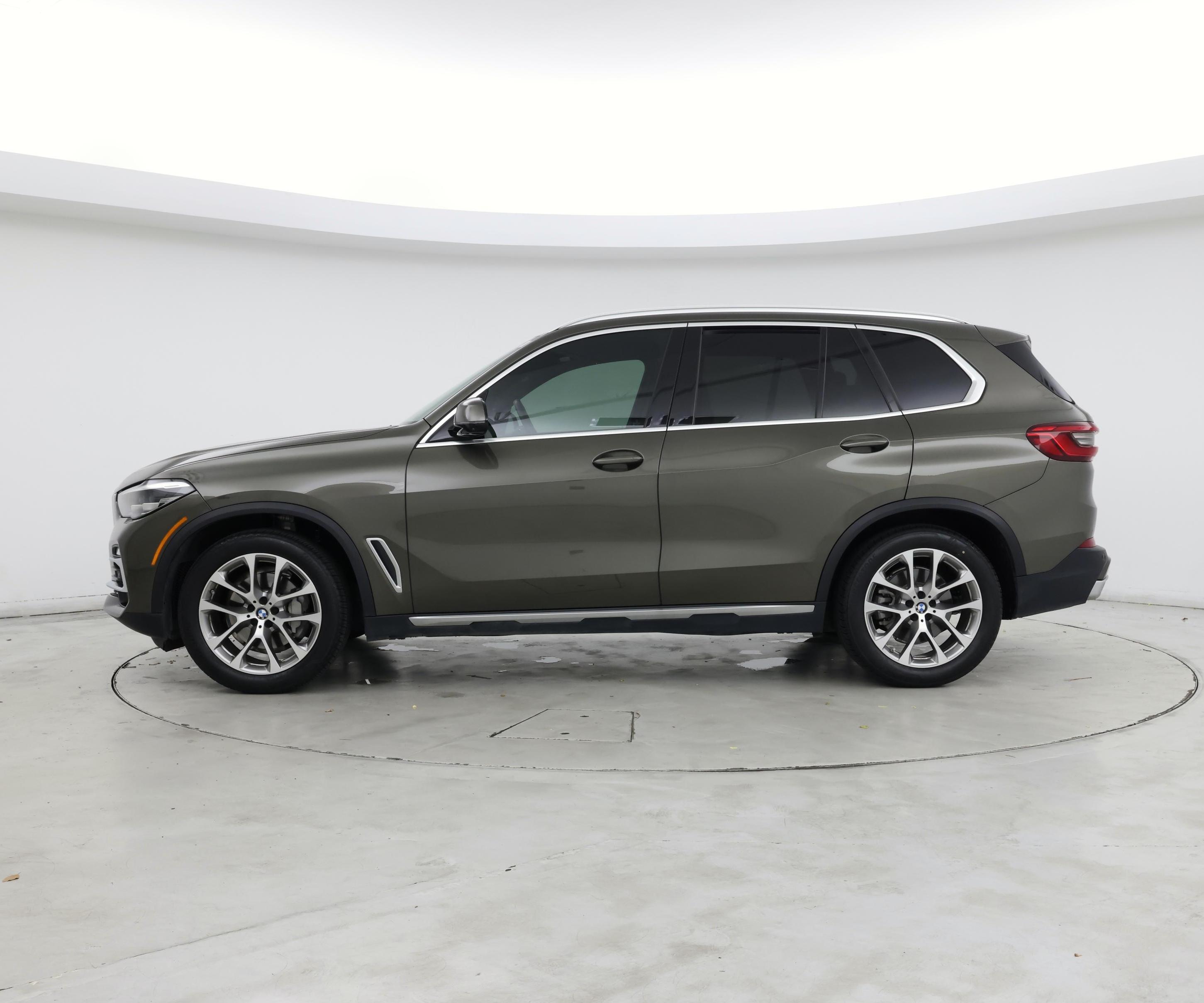 Thumbnail: 2020 BMW X5 - 3