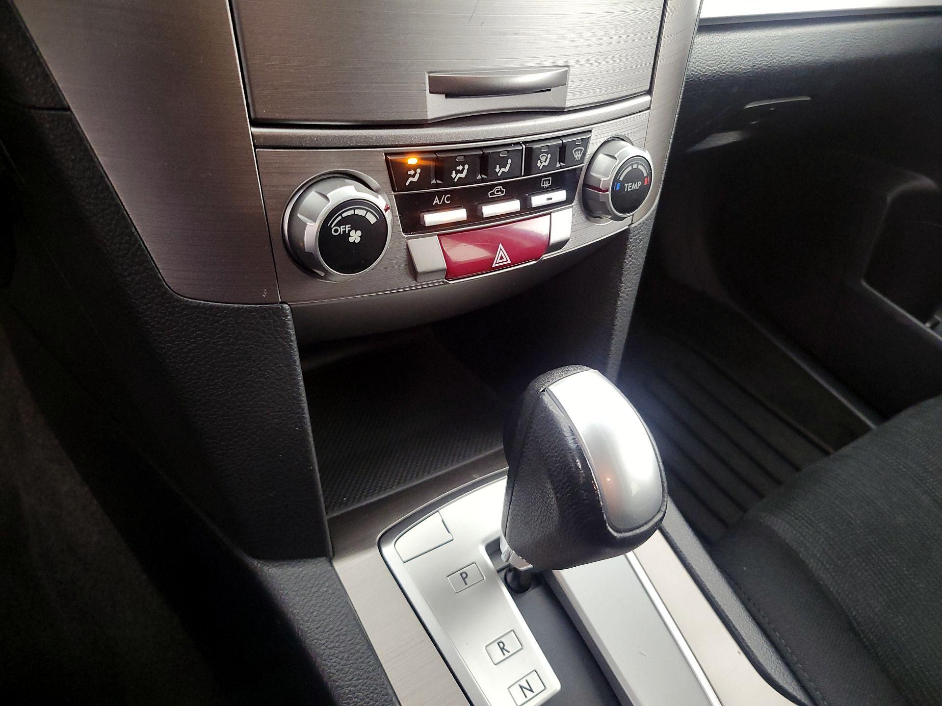 Thumbnail: 2014 Subaru Outback - 15