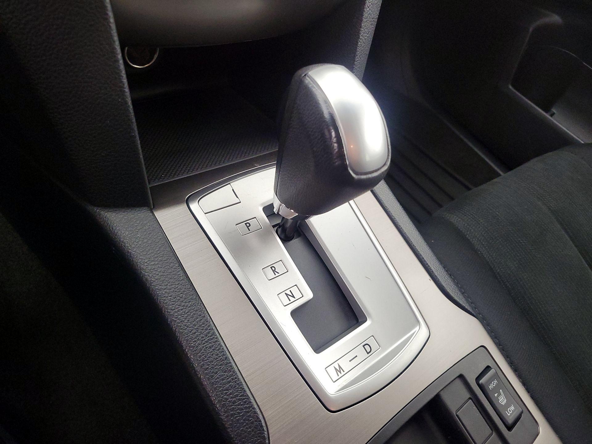 Thumbnail: 2014 Subaru Outback - 16
