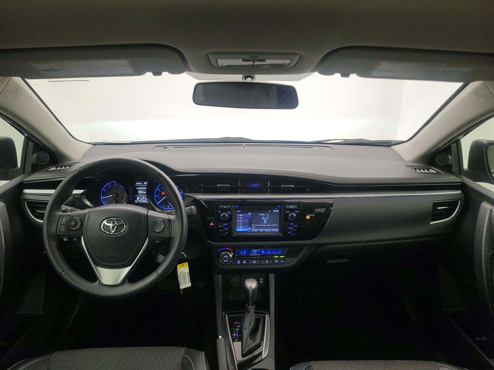 Thumbnail: 2015 Toyota Corolla - 9