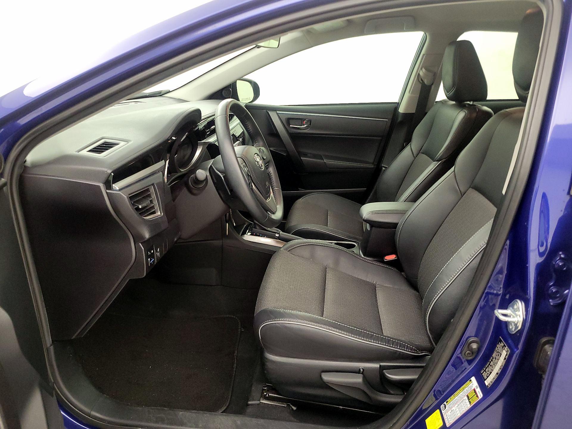 Thumbnail: 2015 Toyota Corolla - 11