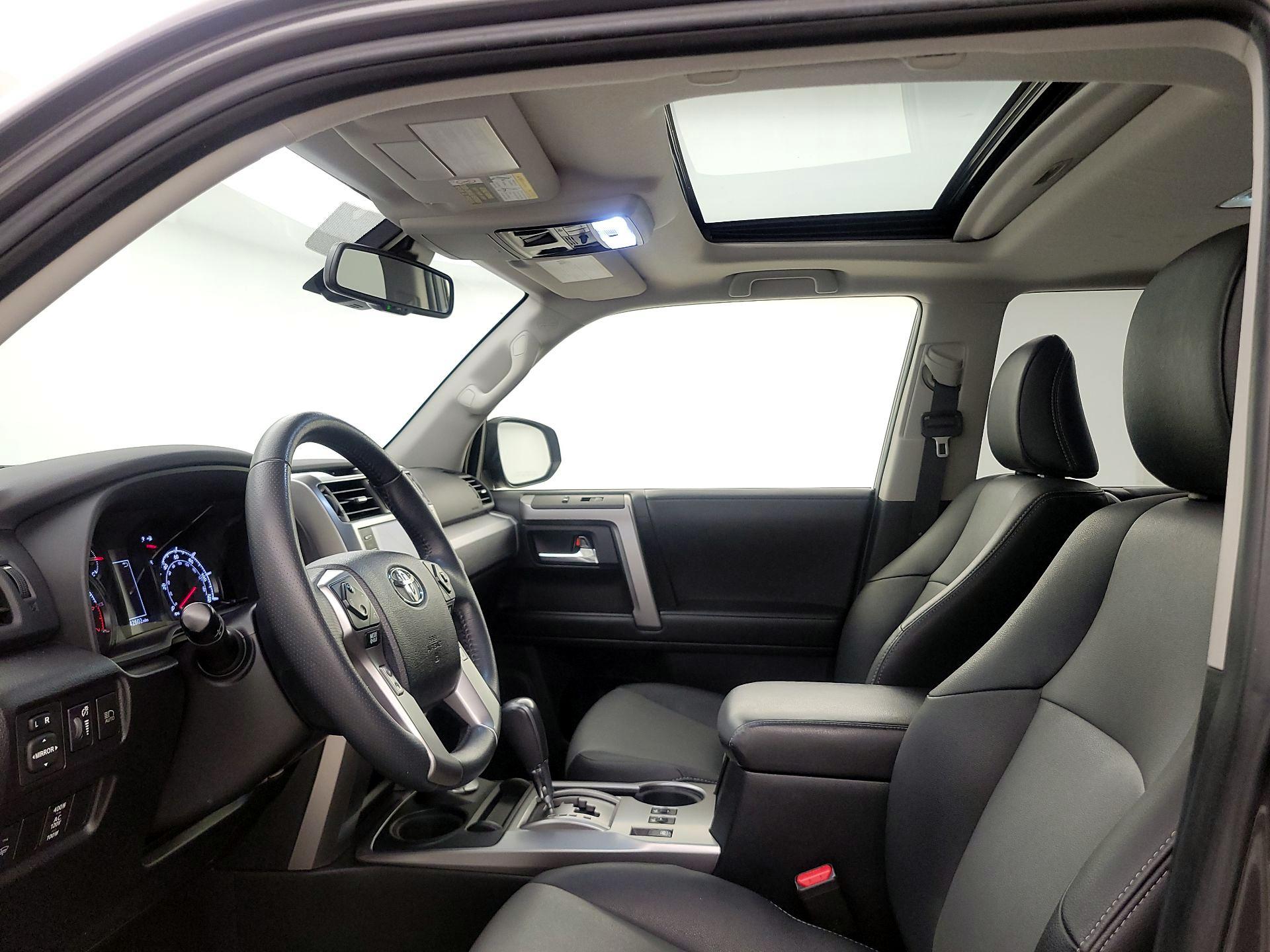 Thumbnail: 2021 Toyota 4Runner - 20