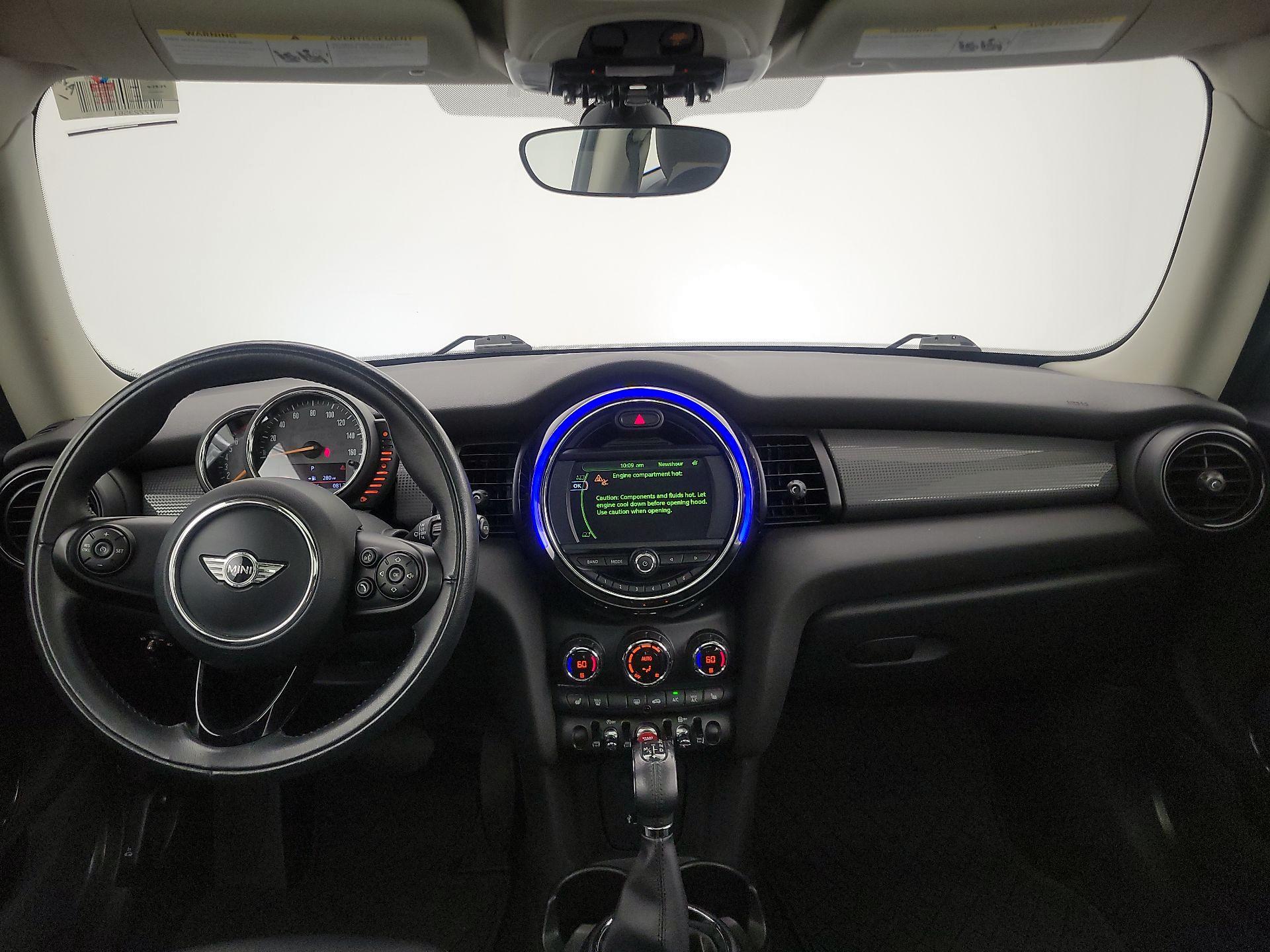 Thumbnail: 2017 MINI Cooper Hardtop - 9