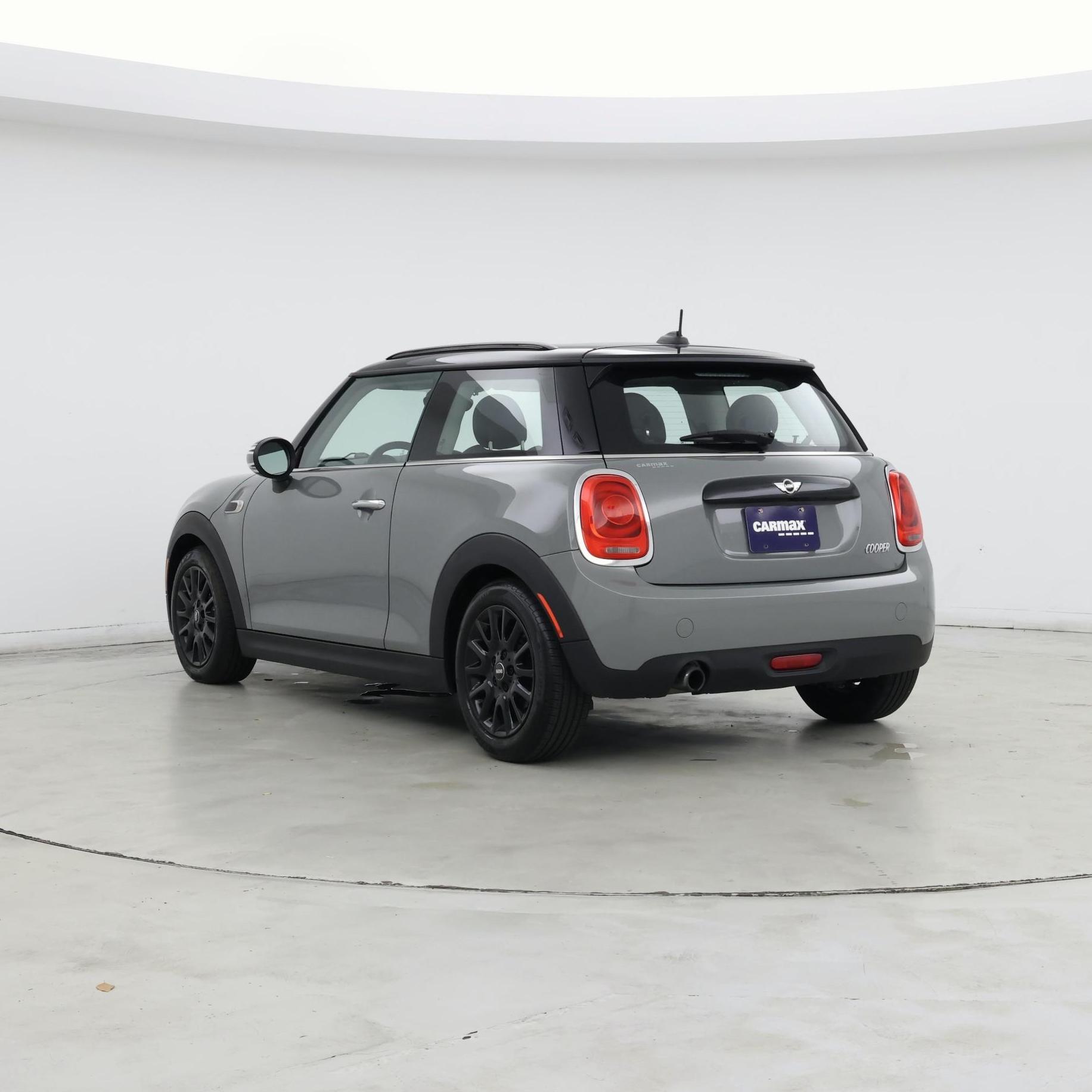 Thumbnail: 2017 MINI Cooper Hardtop - 2