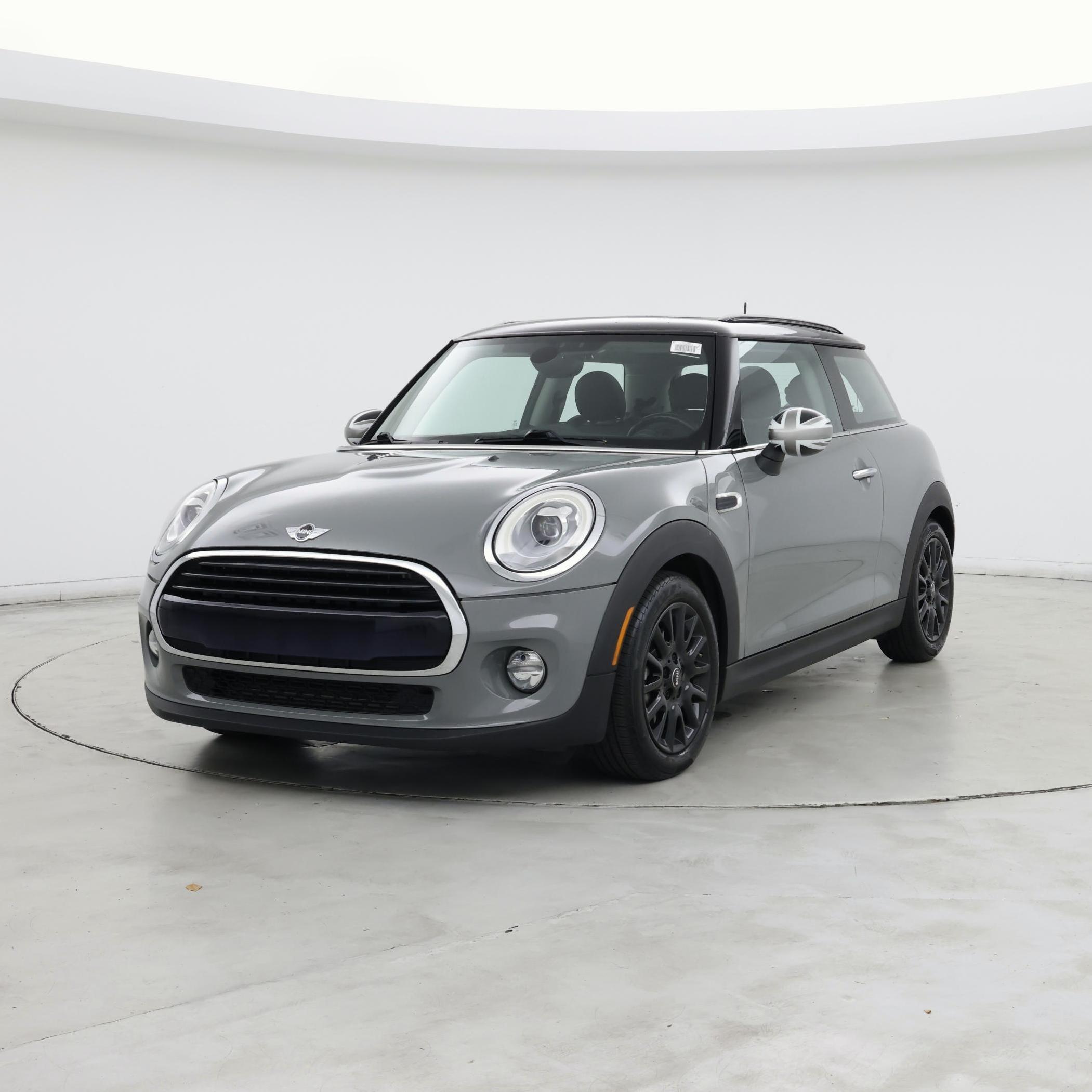 Thumbnail: 2017 MINI Cooper Hardtop - 4
