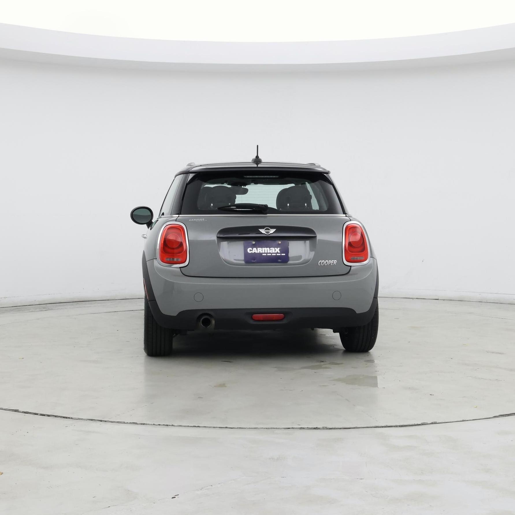 Thumbnail: 2017 MINI Cooper Hardtop - 6