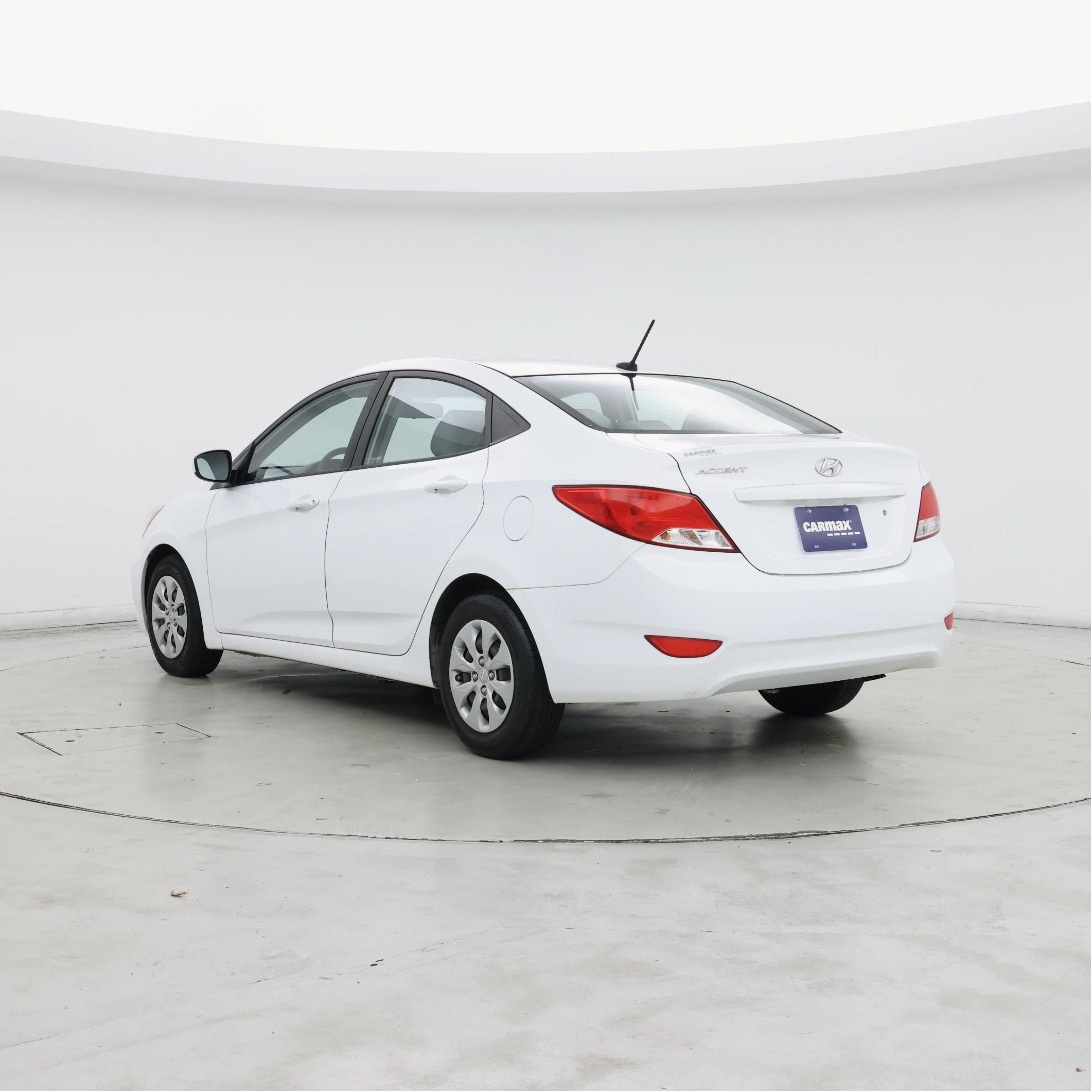 Thumbnail: 2017 Hyundai Accent - 2