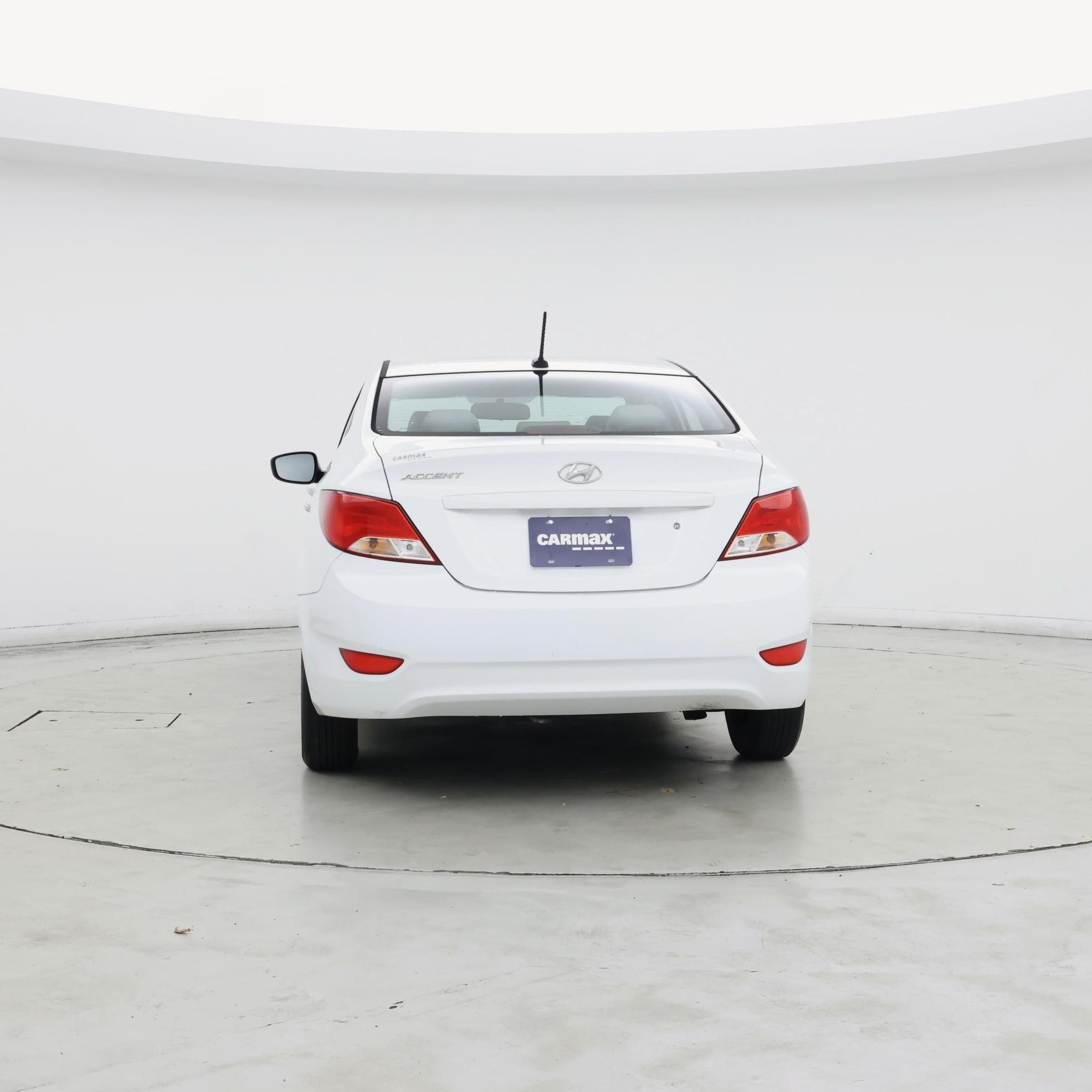 Thumbnail: 2017 Hyundai Accent - 6