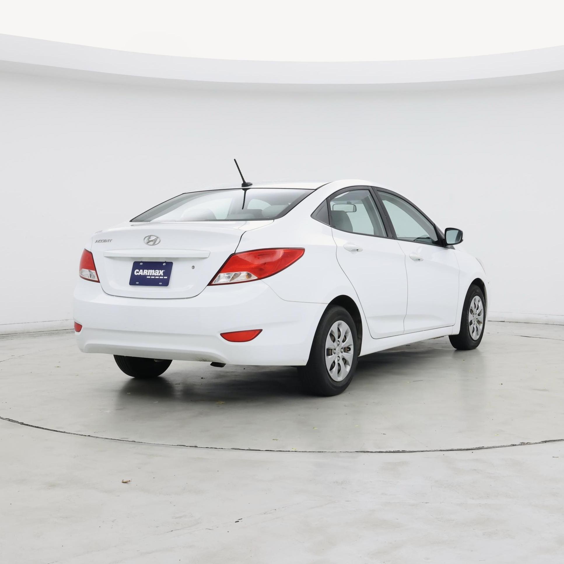 Thumbnail: 2017 Hyundai Accent - 8