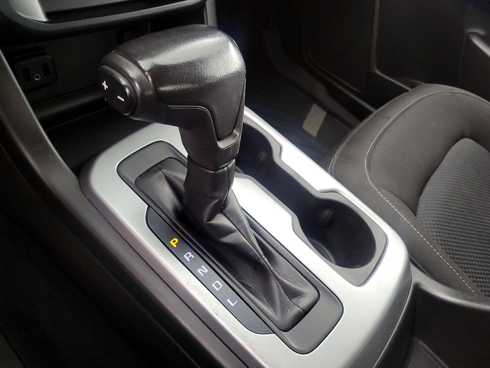 Thumbnail: 2019 Chevrolet Colorado - 17
