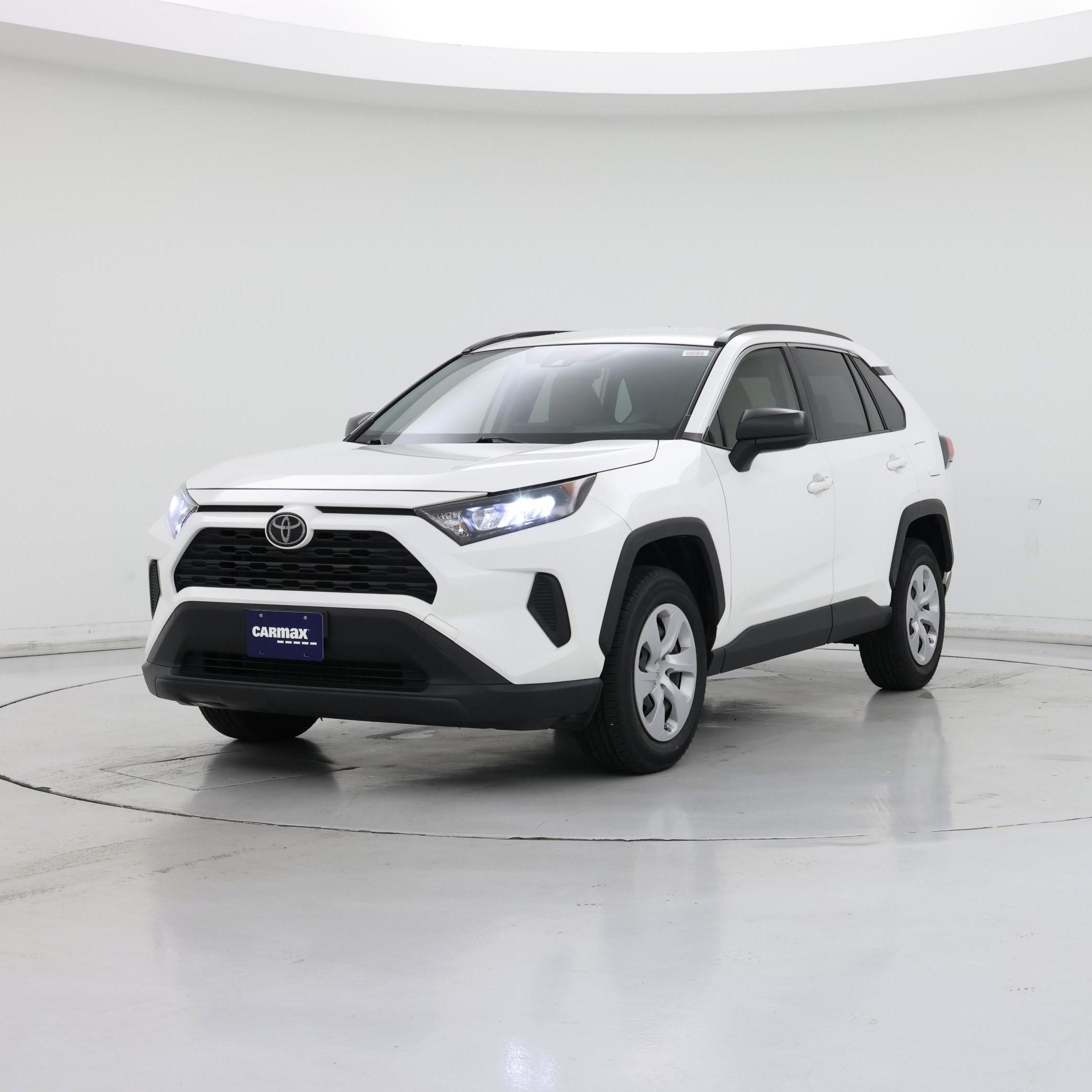 Thumbnail: 2019 Toyota RAV4 - 4