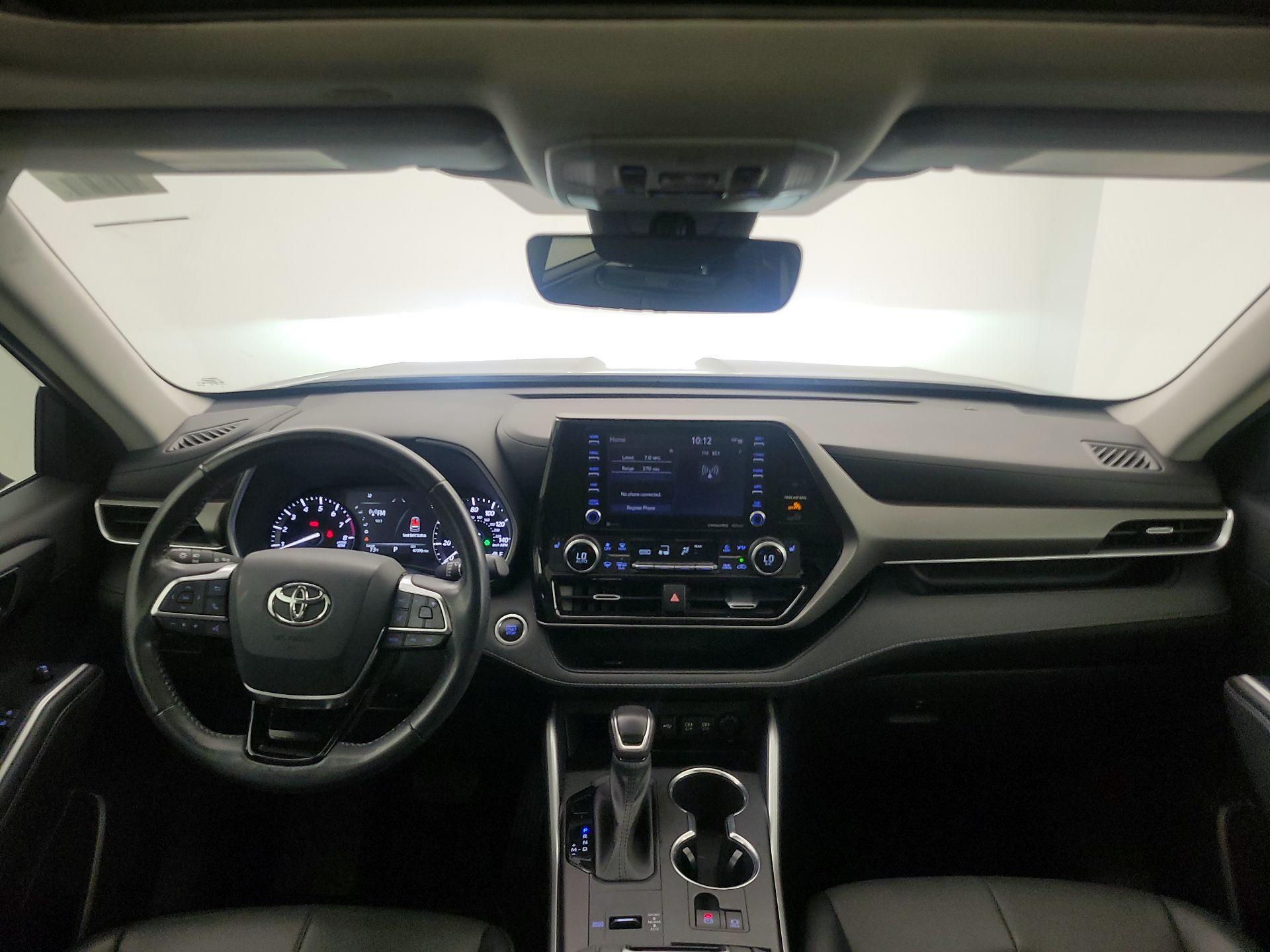 Thumbnail: 2021 Toyota Highlander - 9
