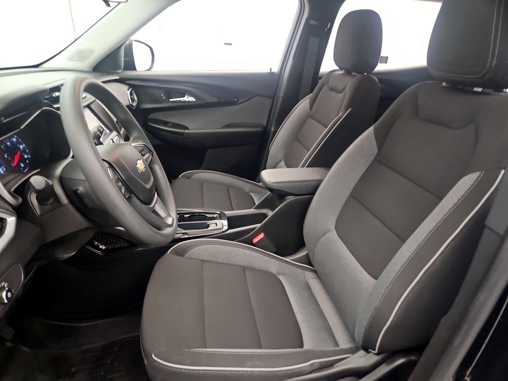 Thumbnail: 2022 Chevrolet TrailBlazer - 11